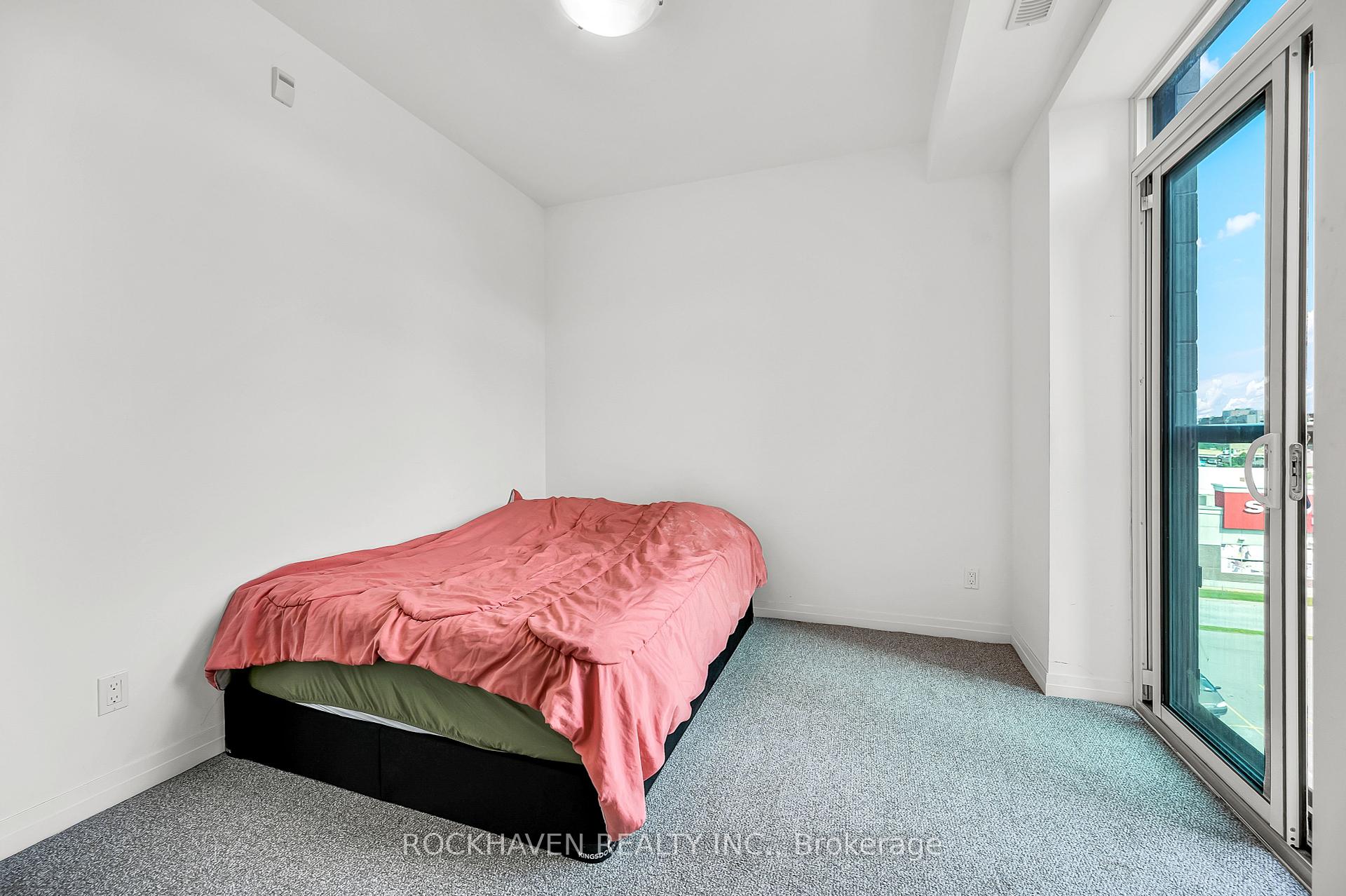 3 Bedrooms Condo at 5 Hamilton, Hamilton For sale