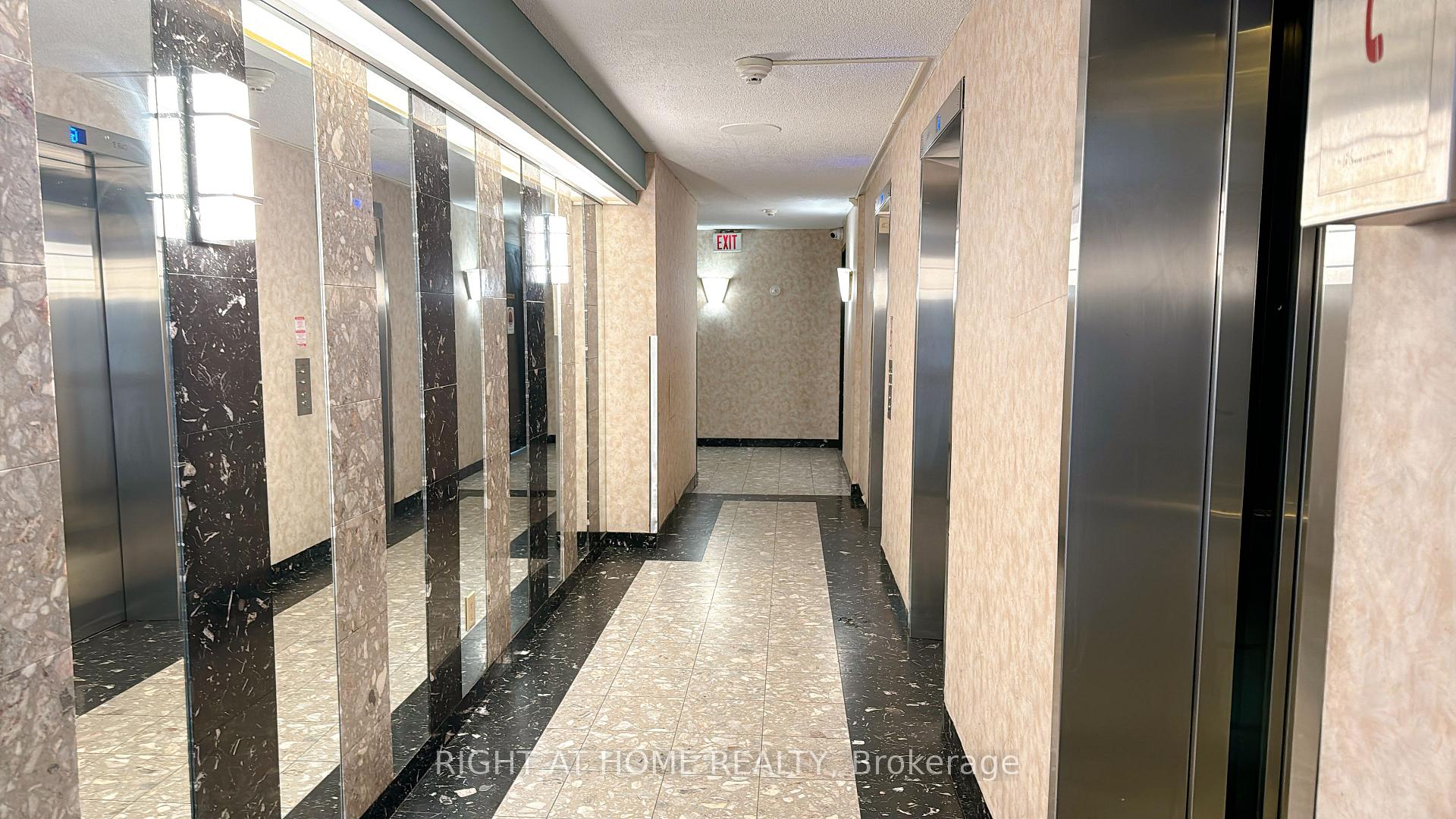 2 Bedrooms Condo at 3077 Weston, Toronto For sale