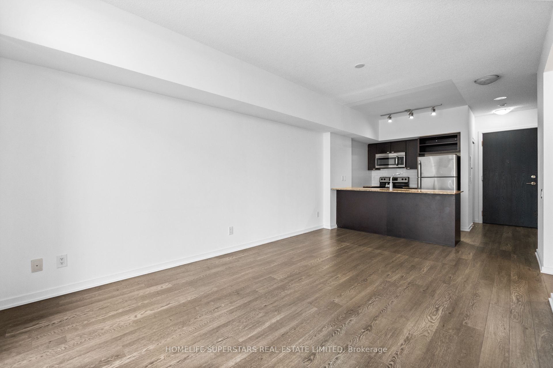105 The Queensway Avenue, #1901