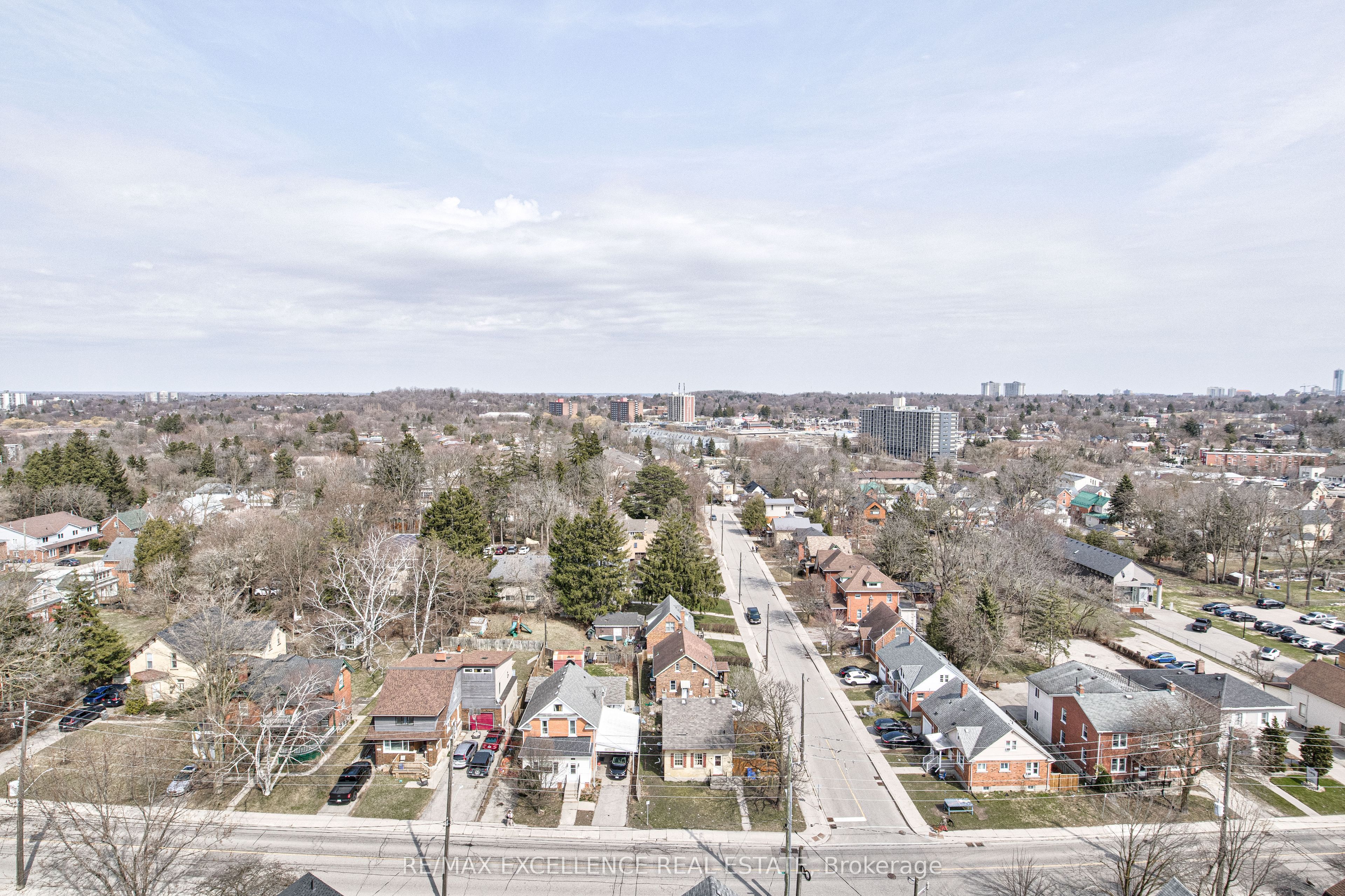 128 King Street N, #1402