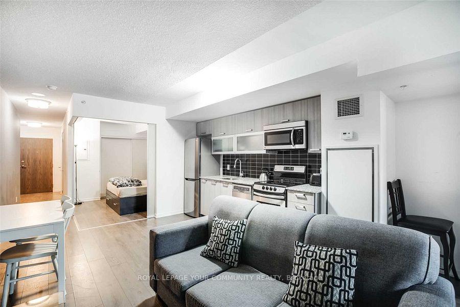2 Bedrooms Condo at 68 Abell, Toronto For sale