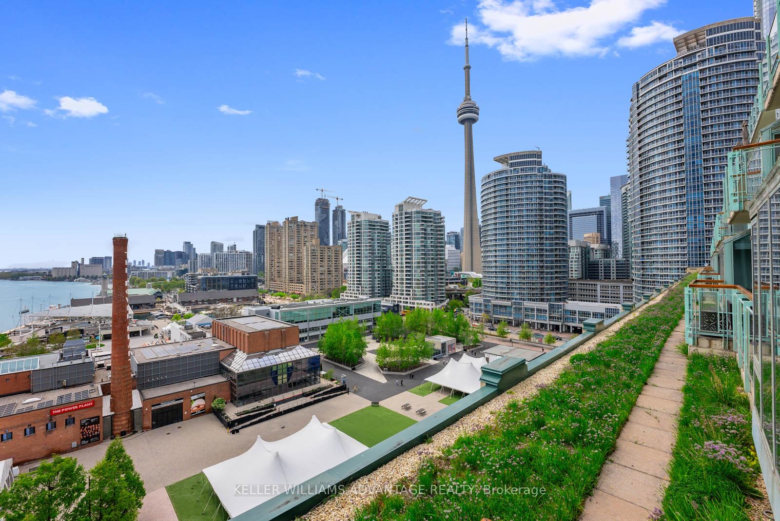 5 Bedrooms Condo at 211 Queens, Toronto For sale