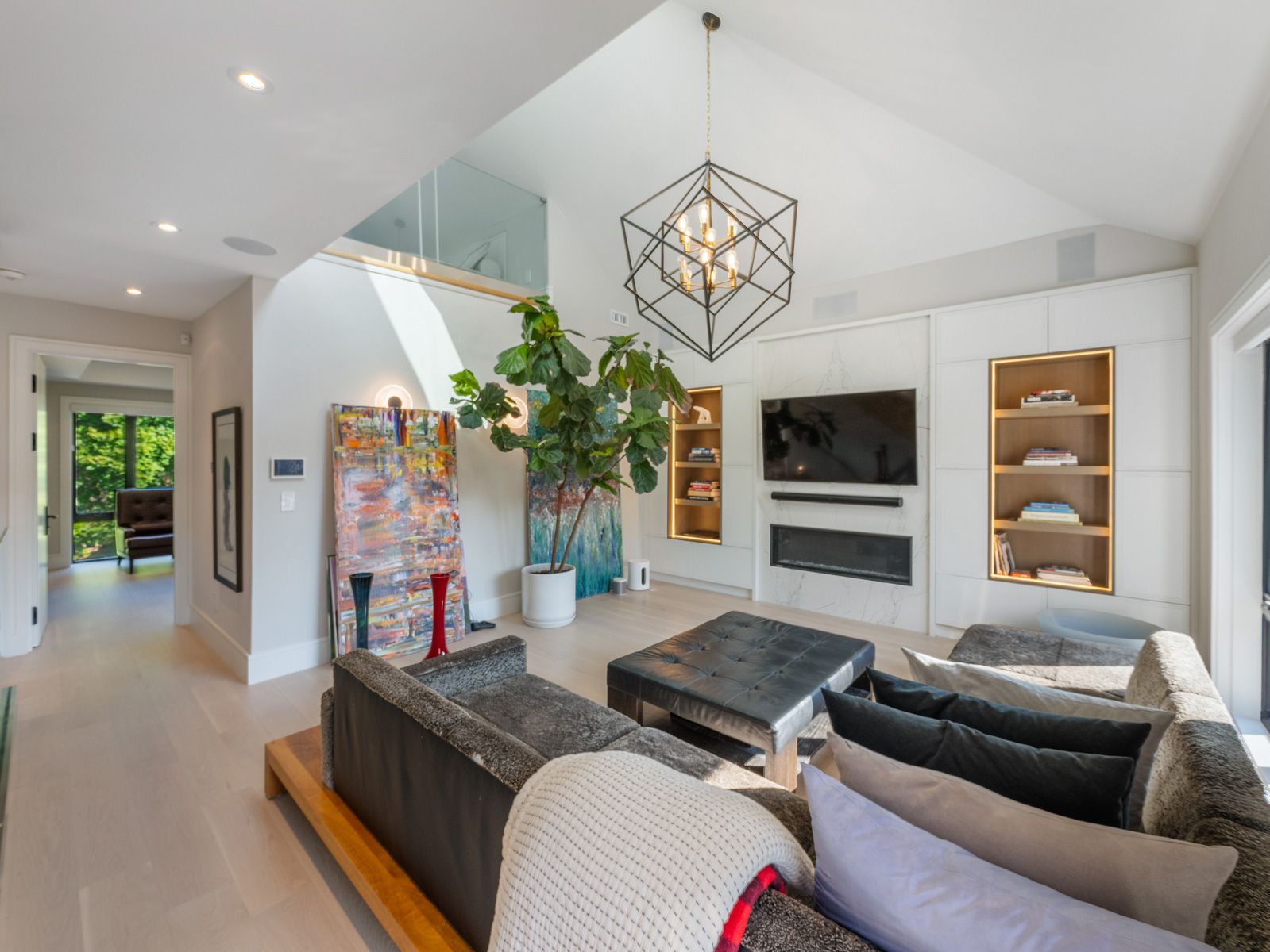 6 Hillholm Road