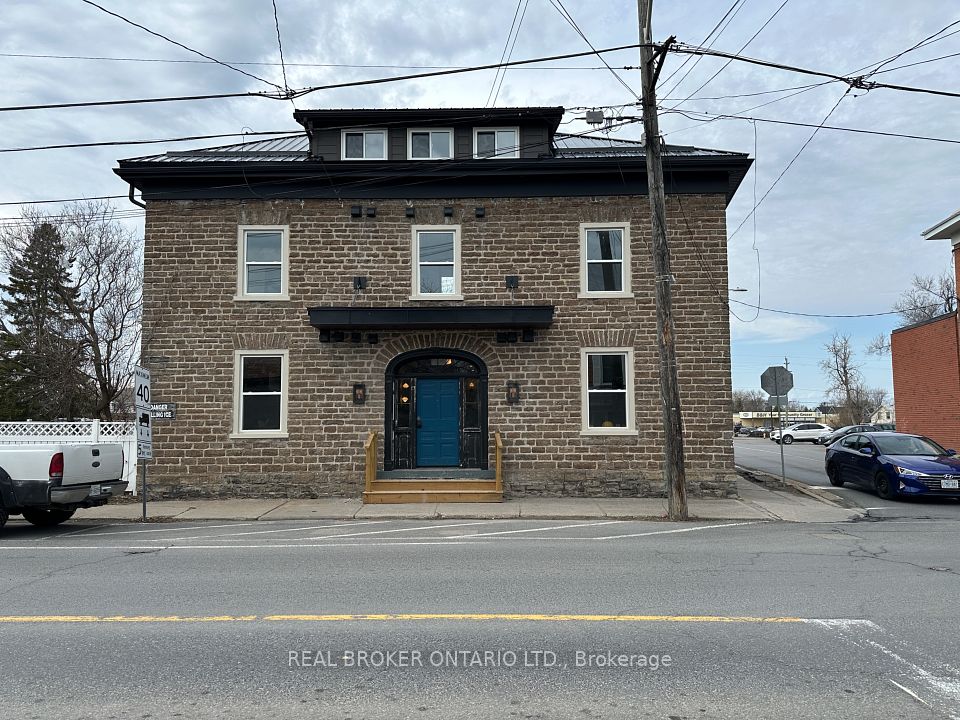 5 Clothier Street