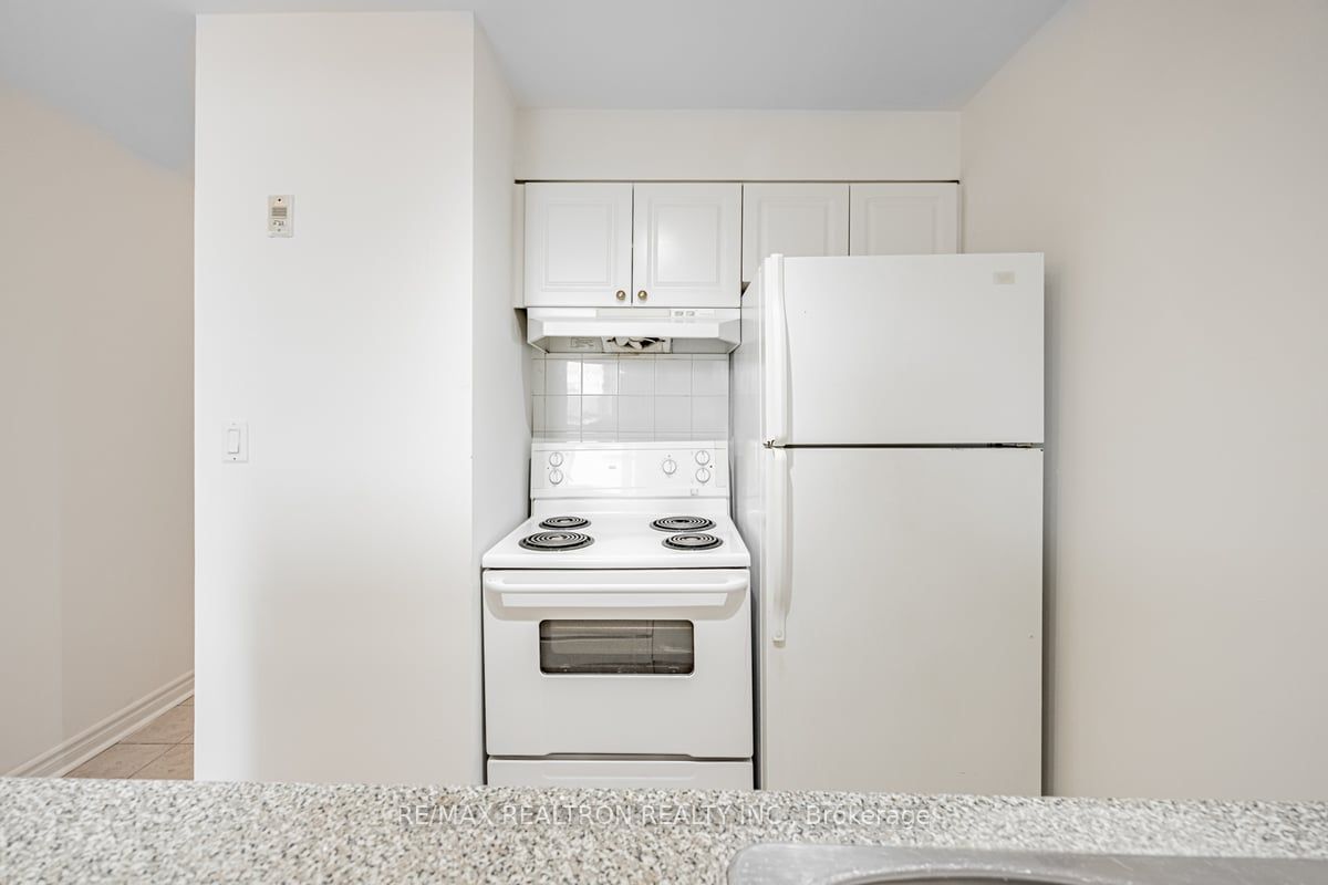 1401 Dupont Street, #225
