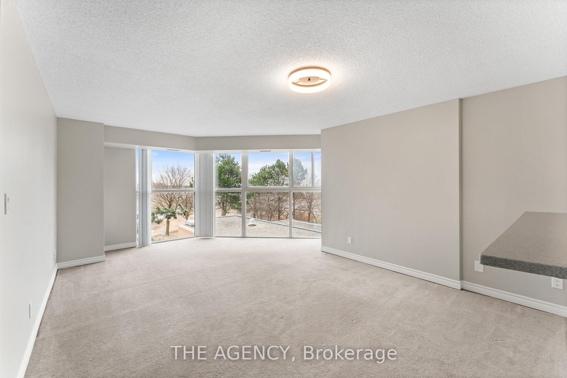 2 Bedrooms Condo at 90 Dale, Toronto For sale