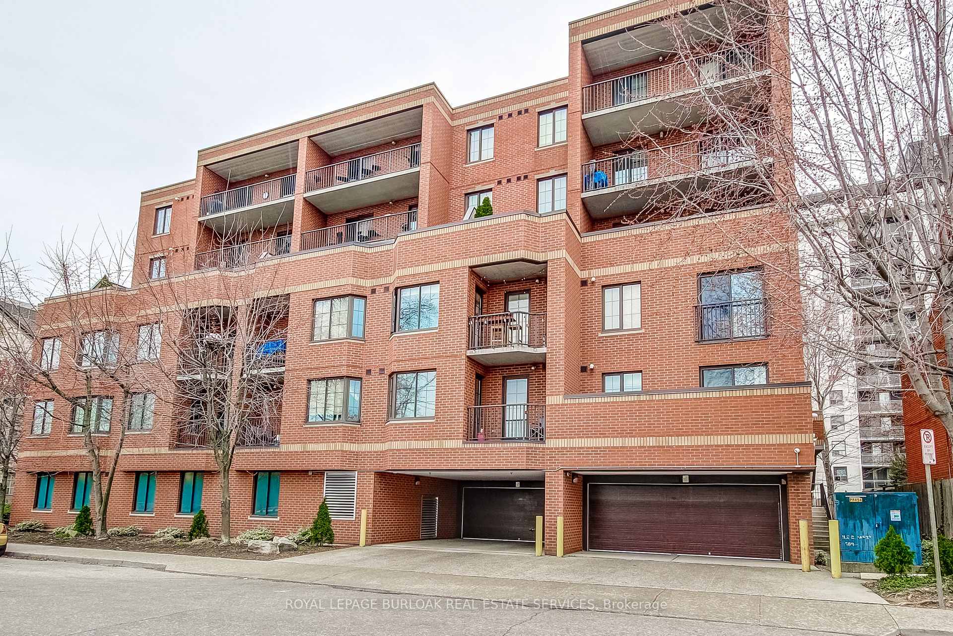 1 Bedroom Condo at 47 Caroline,  Hamilton For sale