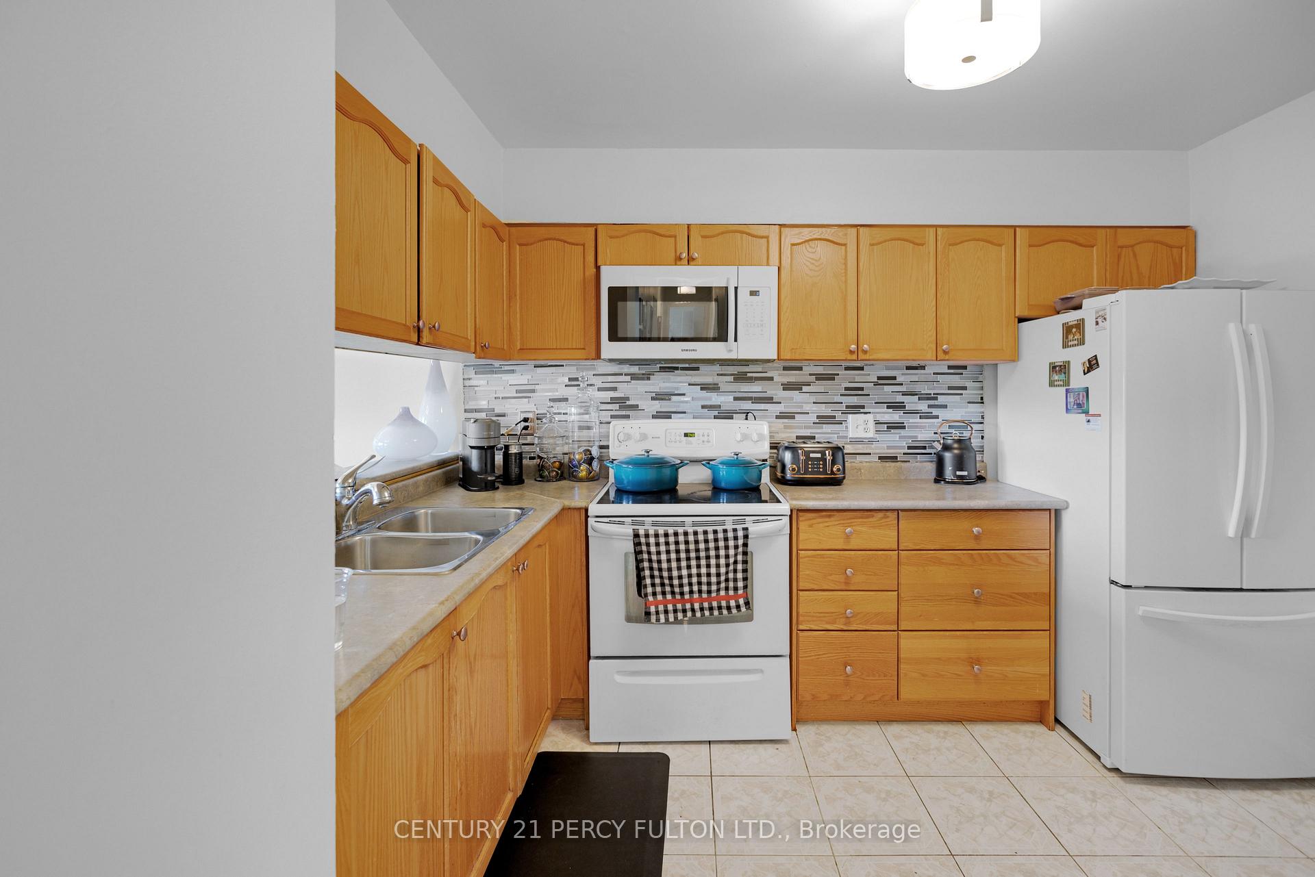 3 Bedrooms Condo at 238 Albion, Toronto For sale