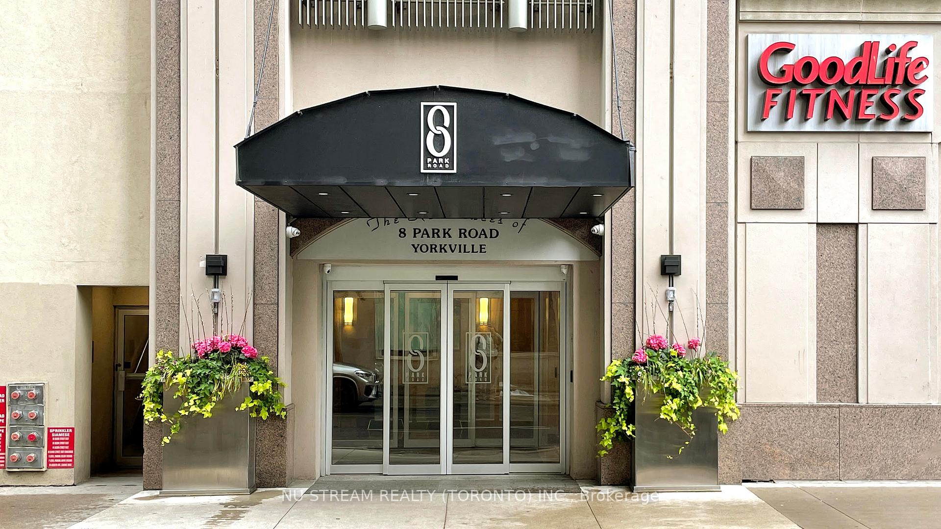 1 Bedroom Condo at 8 Park, Toronto For sale