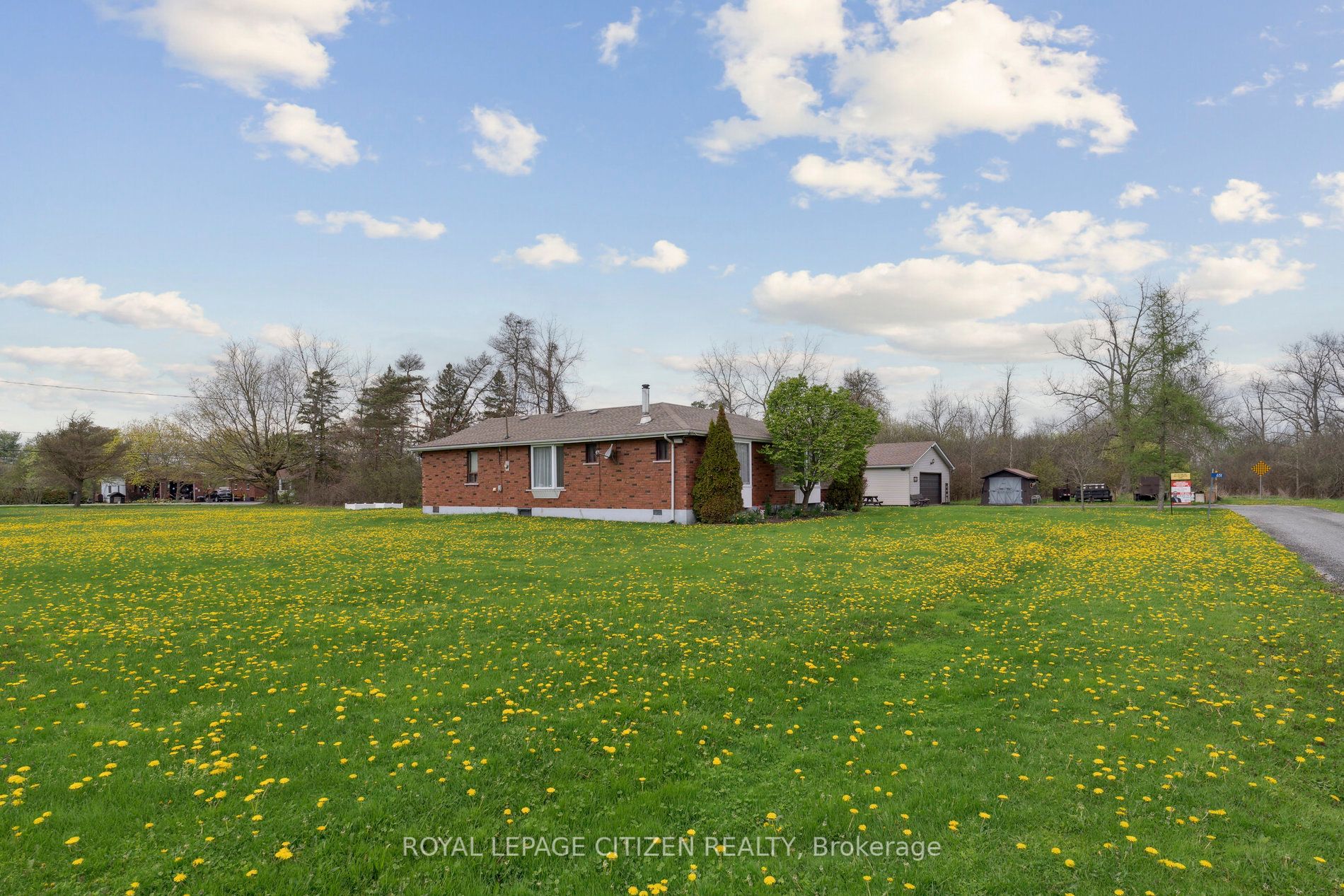 651 Bertie Bay Road, Fort Erie, ON L2A 5M4
