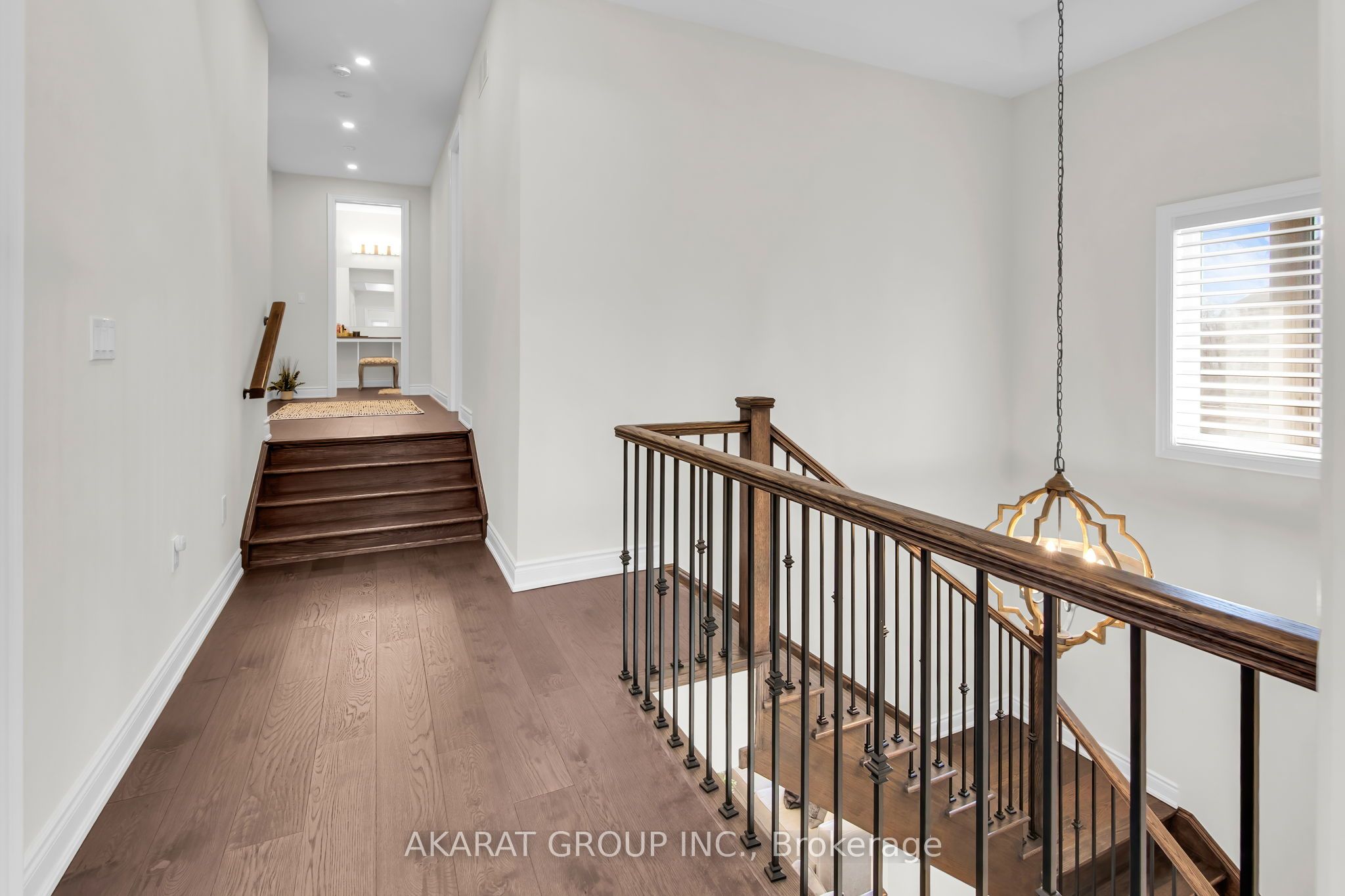 1164 Stag Hollow