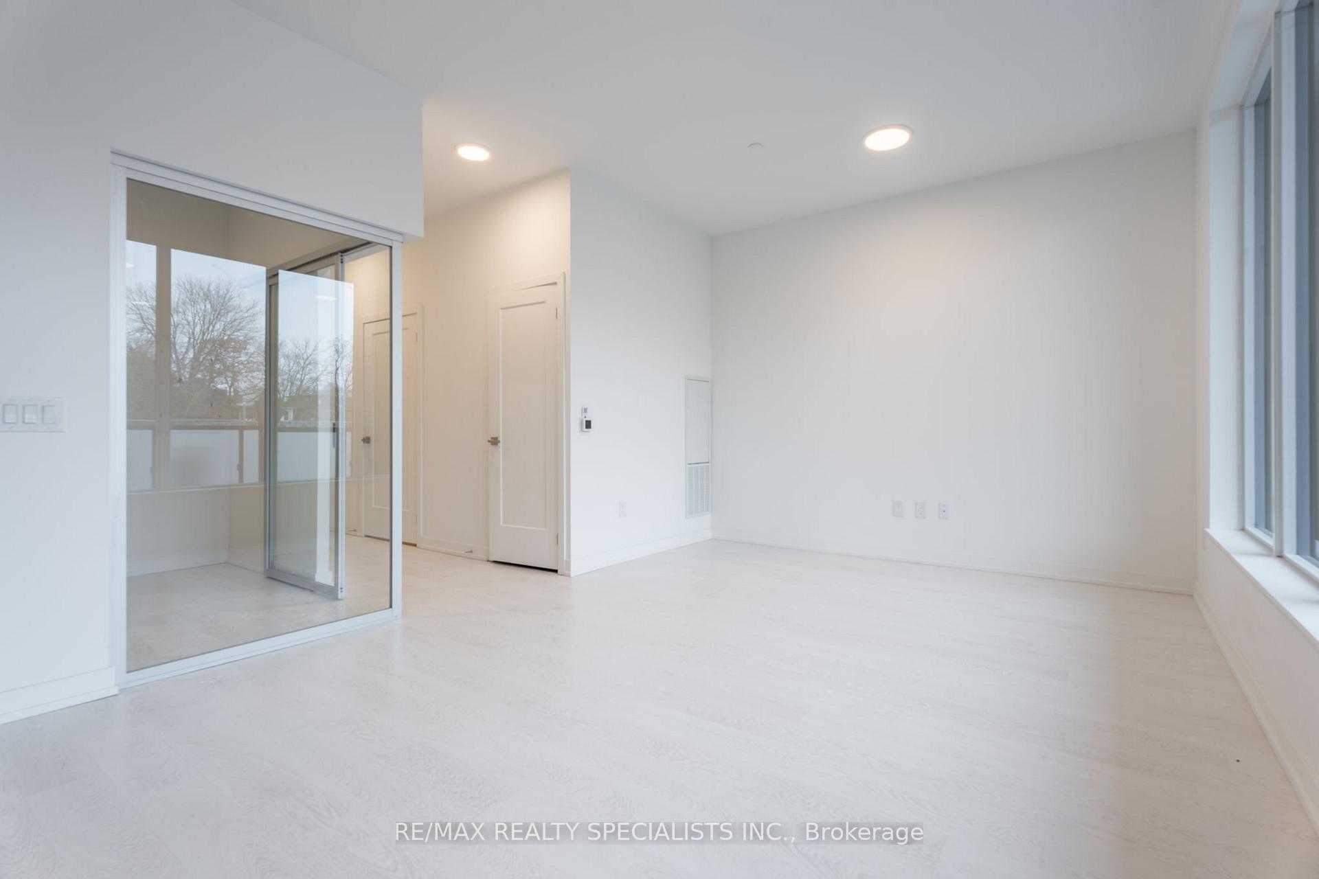 1 Bedroom Condo at 415 Main, Hamilton For sale