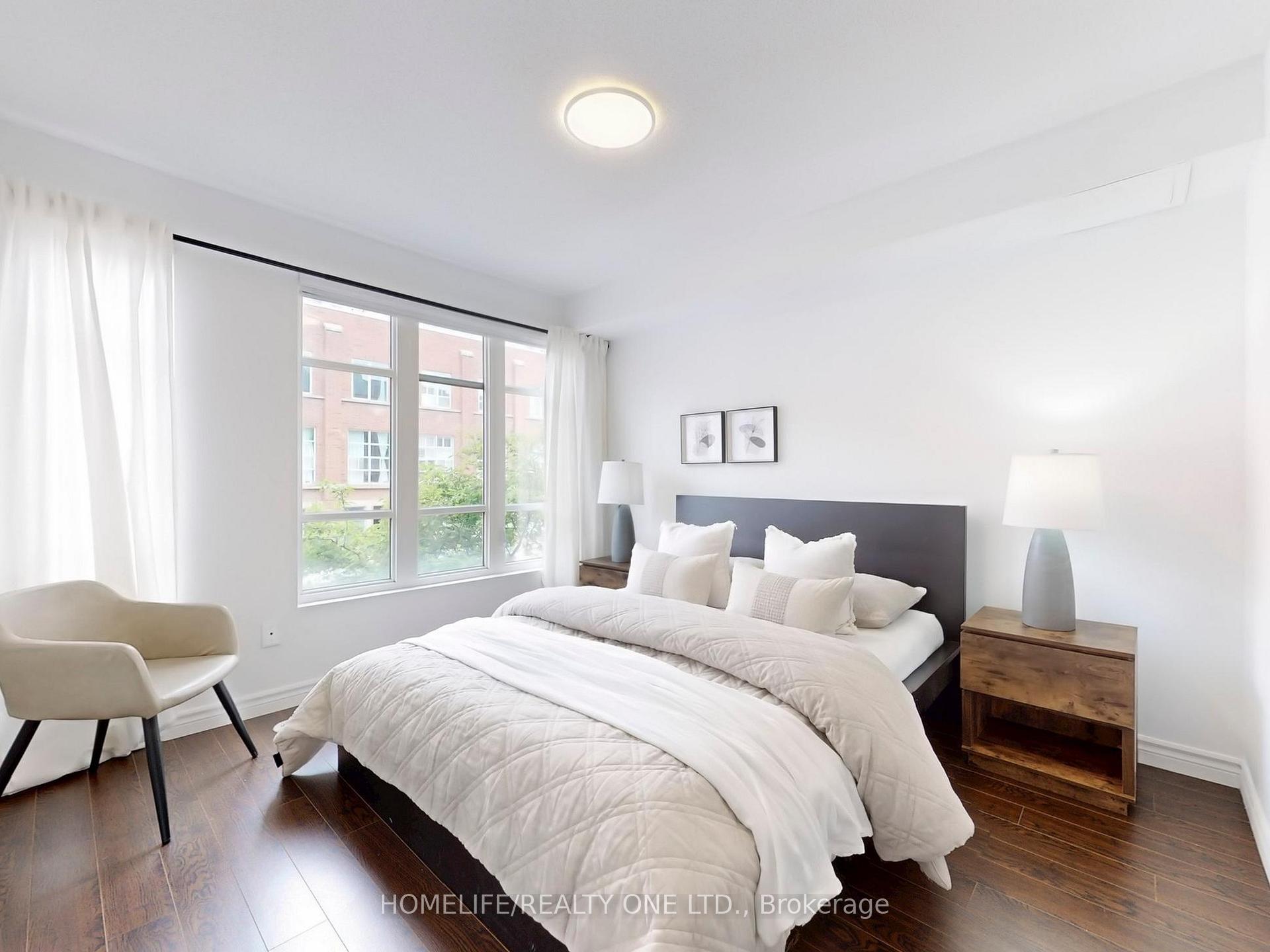 3 Bedrooms Condo at 21 Ruttan, Toronto For sale