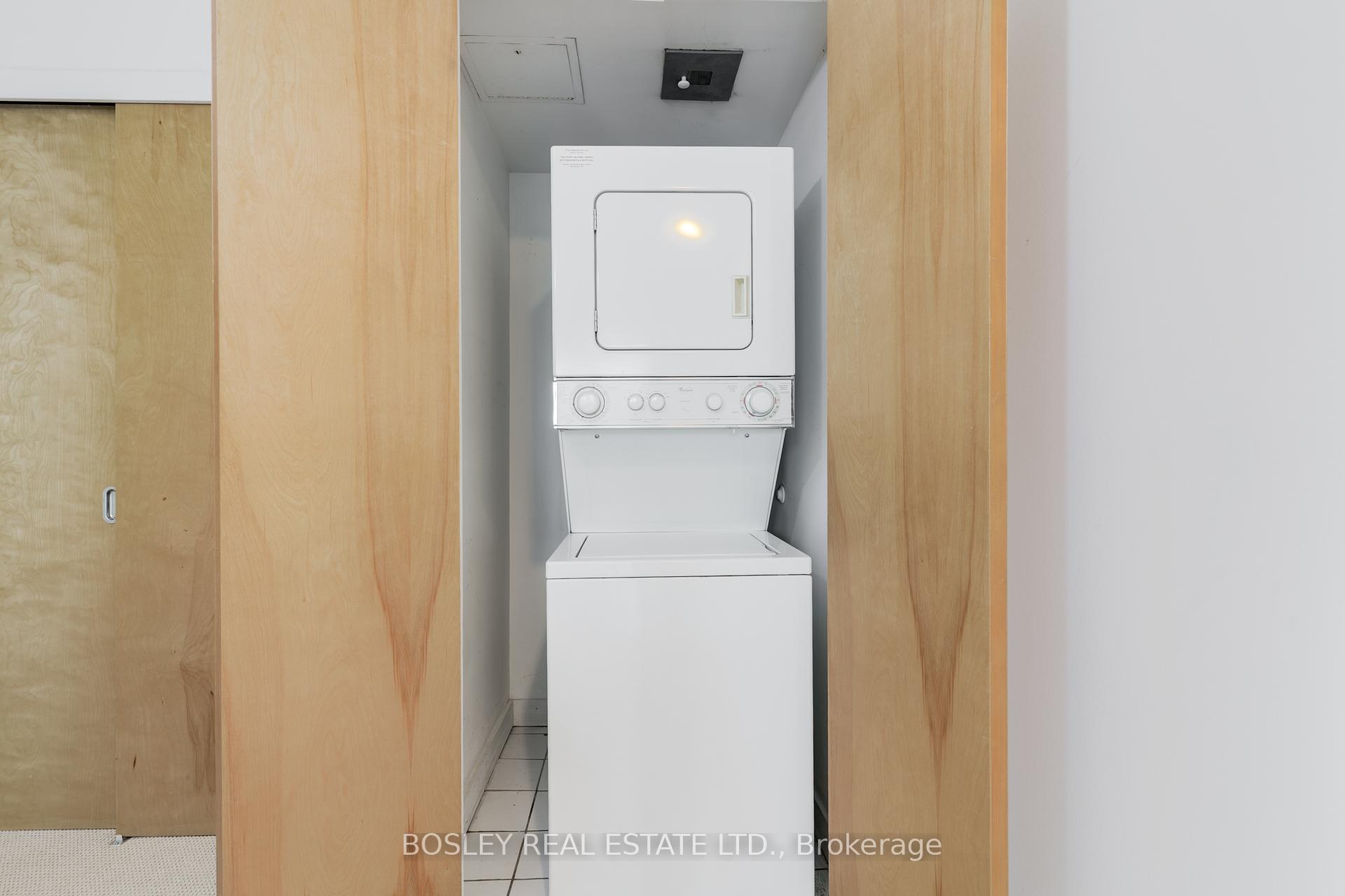 1 Bedroom Condo at 255 Richmond, Toronto For sale