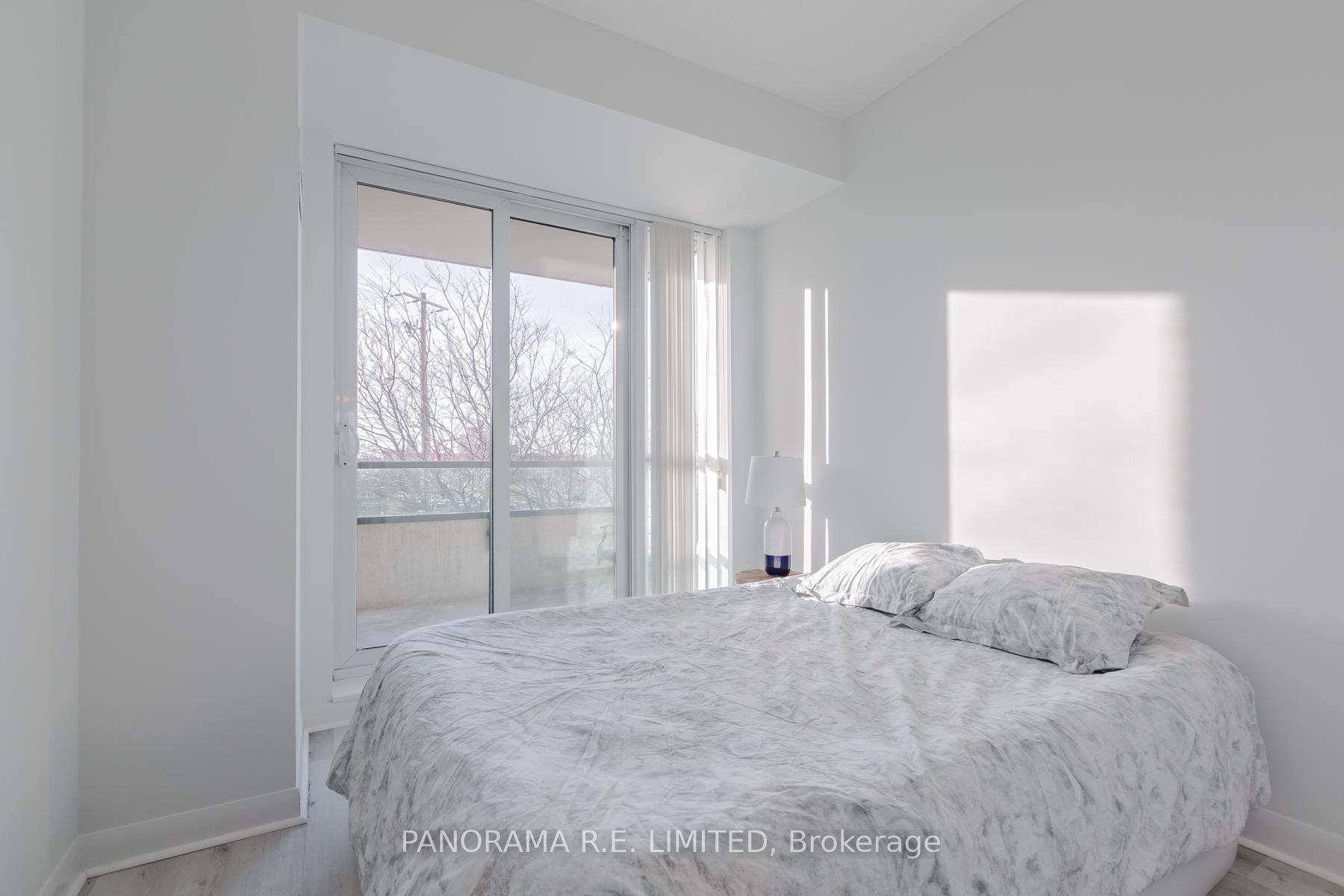 3 Bedrooms Condo at 235 Sherway Gardens, Toronto For sale