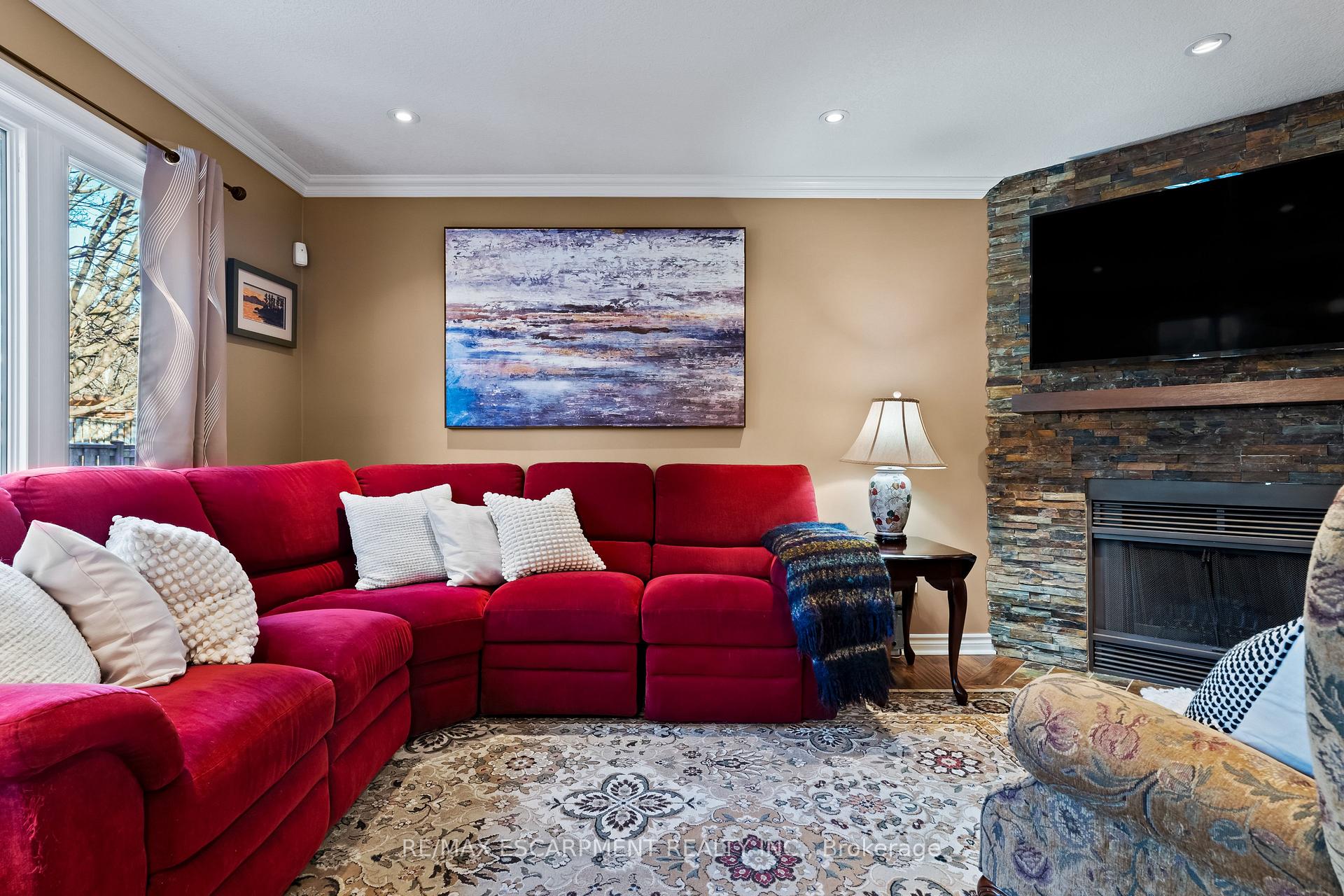 3 Bedrooms Condo at 79 Braeheid,  Hamilton For sale