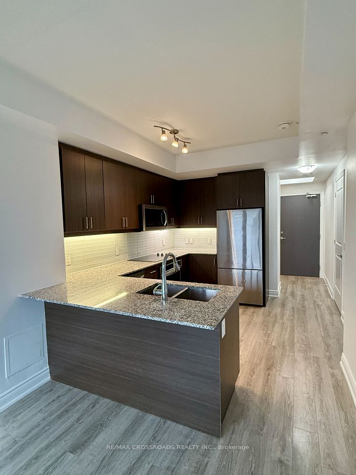 #203 - 9618 Yonge Street, Richmond Hill, ON L4C 0X5