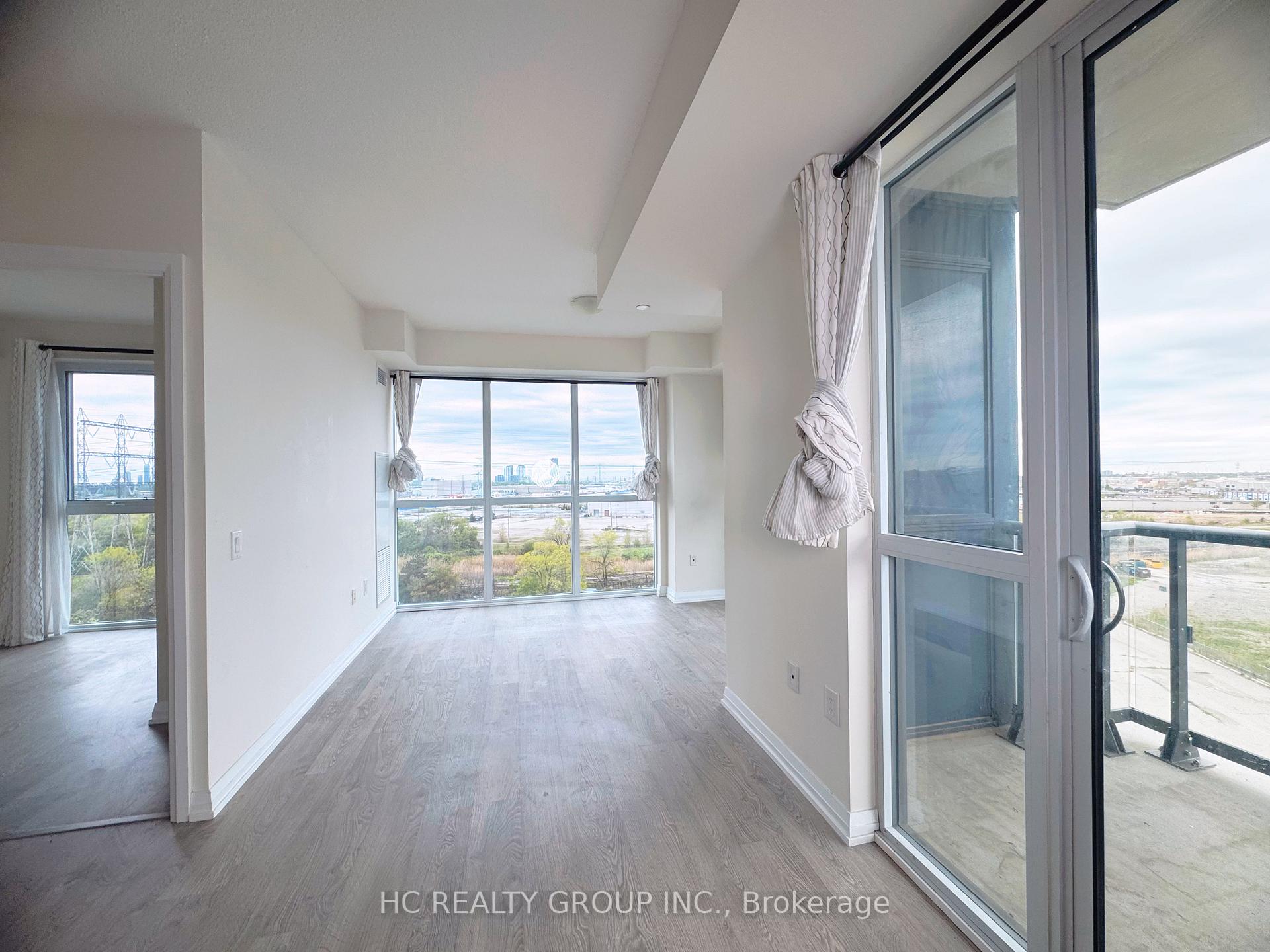 2 Bedrooms Condo at 50 Thomas Riley, Toronto For sale