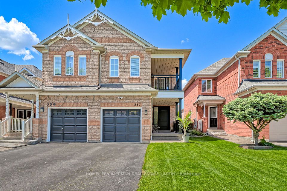 887 Golden Farmer Way, Mississauga, ON L5W 1A8