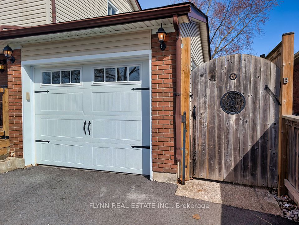#Lower - 7087 CENTENNIAL Street, Niagara Falls, ON L2G 2Z2