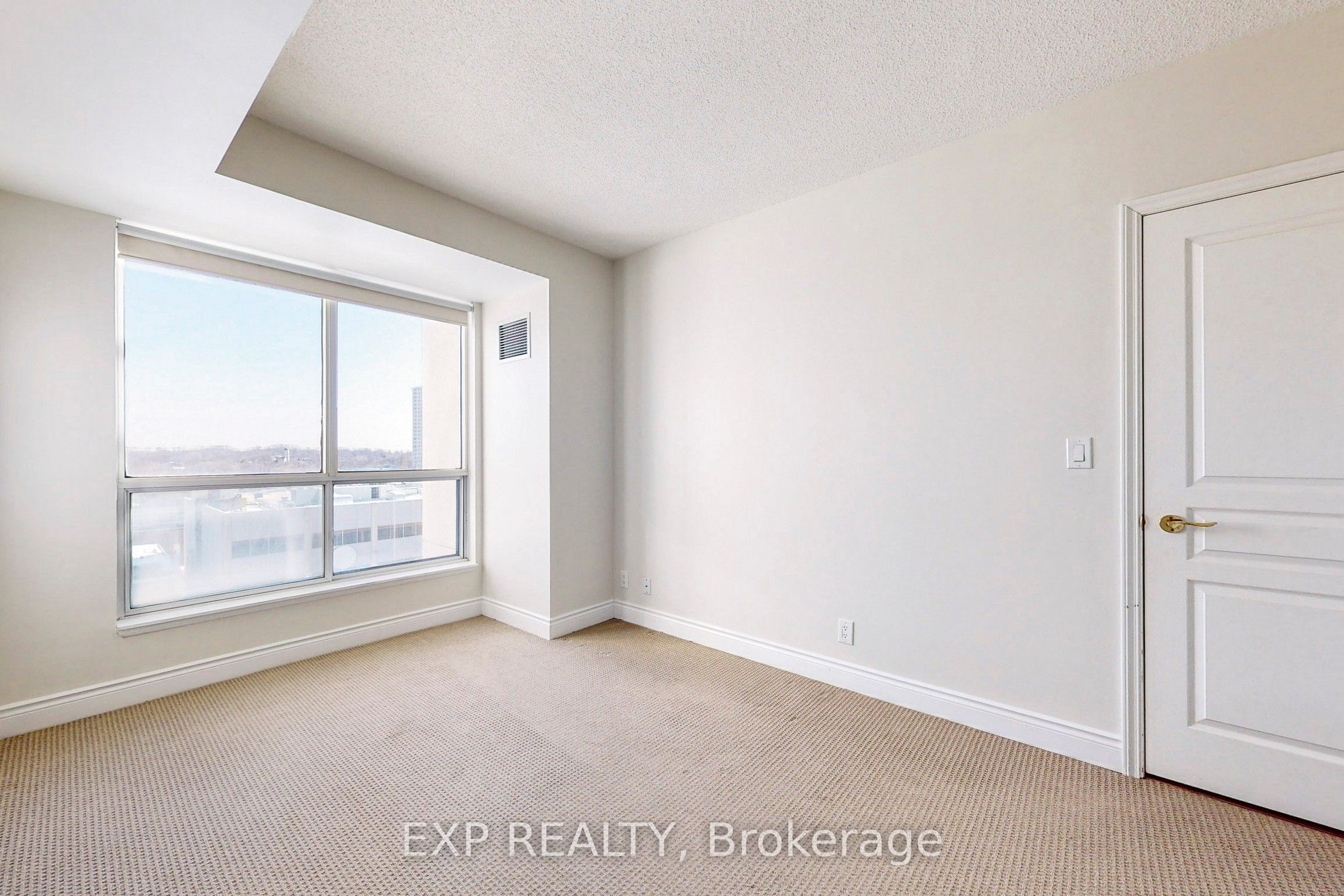 10 Delisle Avenue, #618