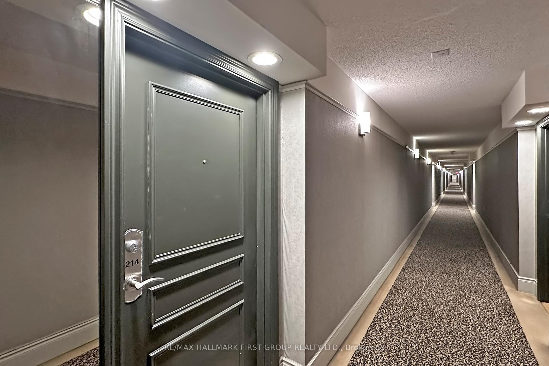 2 Bedrooms Condo at 1030 Sheppard, Toronto For sale