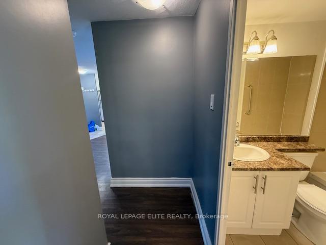 1 Bedroom Condo at 3120 KIRWIN, Mississauga For sale