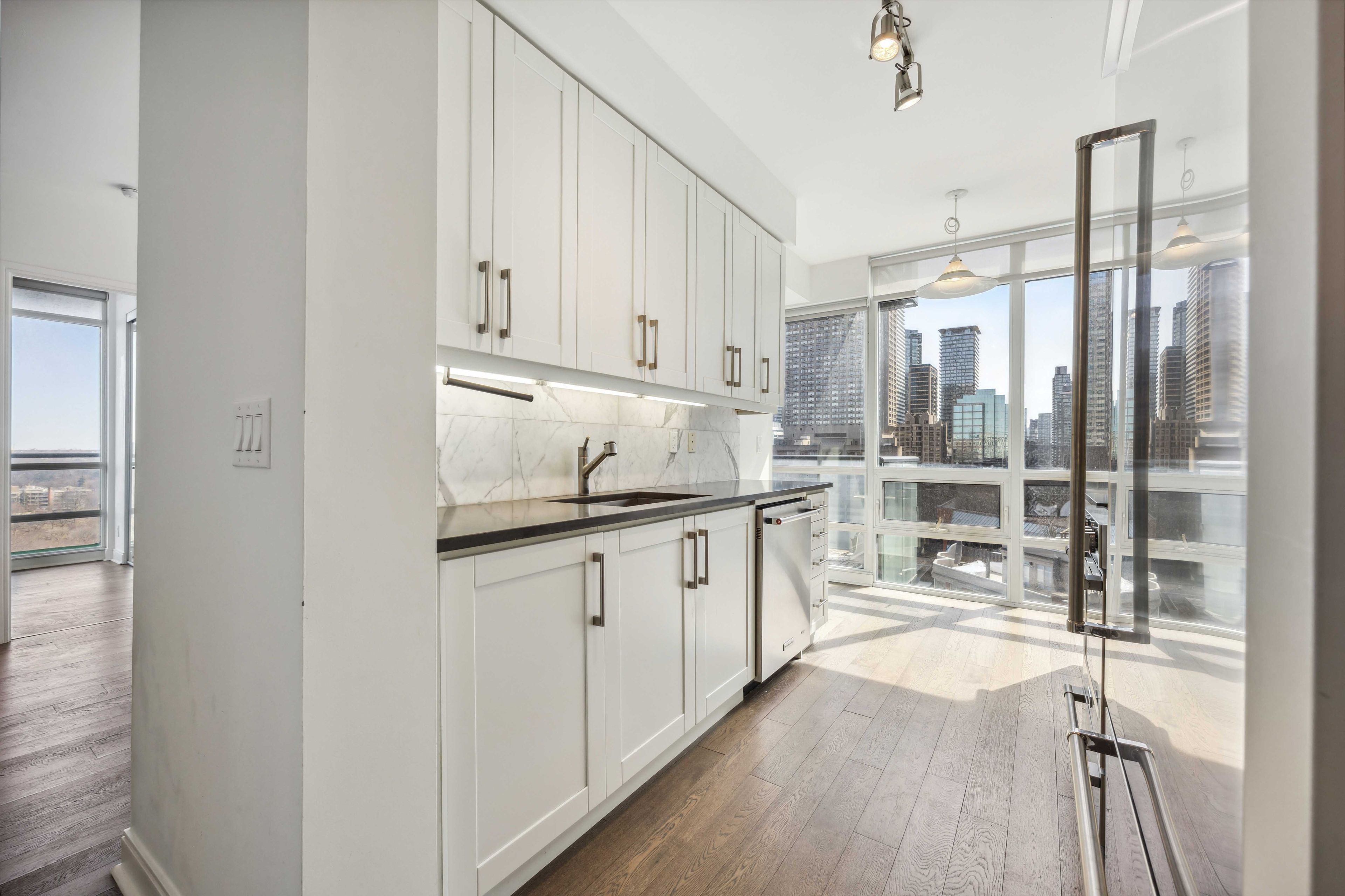 825 Church Street 1707