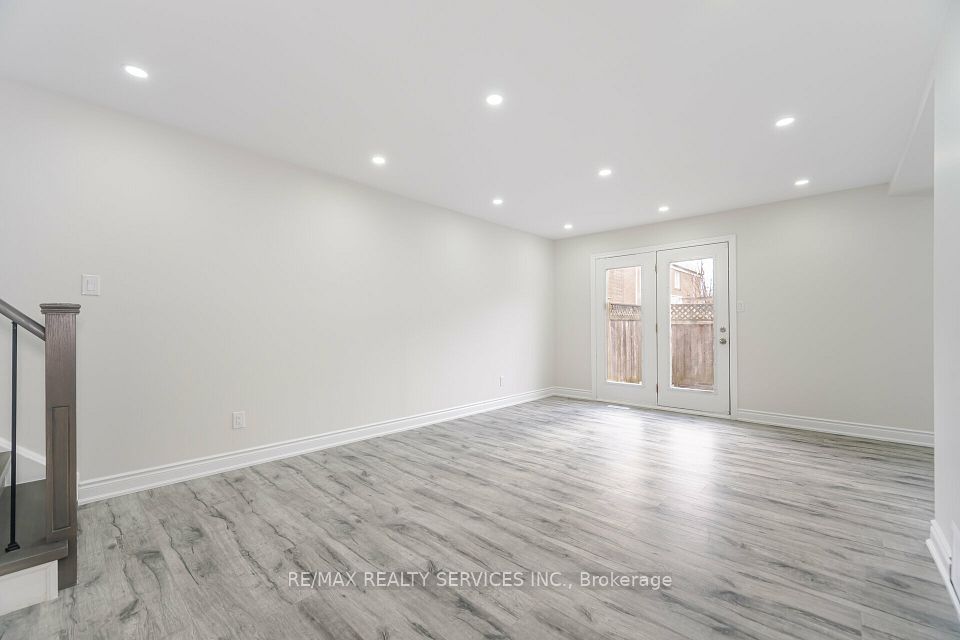 41 Town House