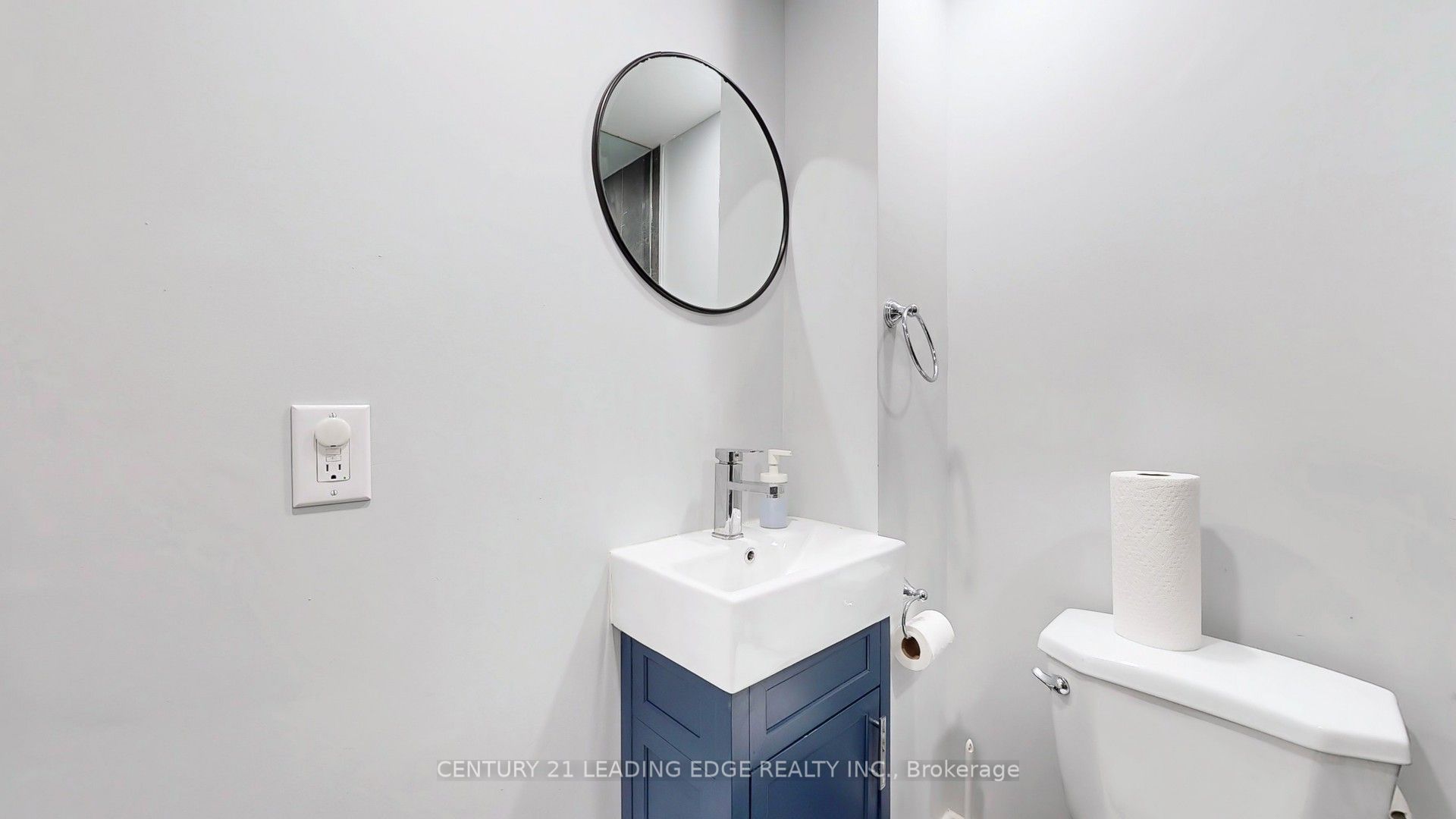 1100 Oxford Street, #118