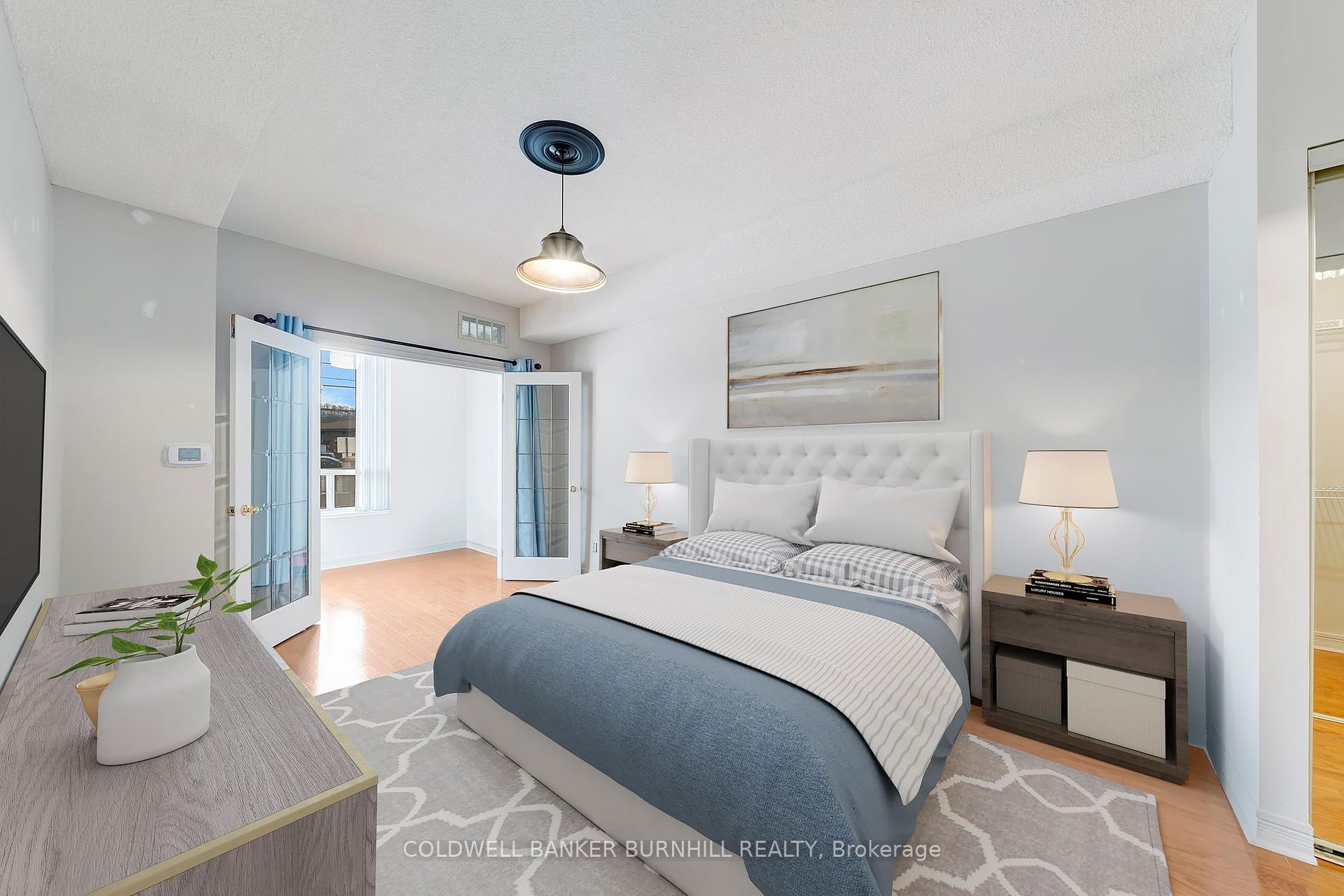 3 Bedrooms Condo at 495 Highway 8,  Hamilton For sale
