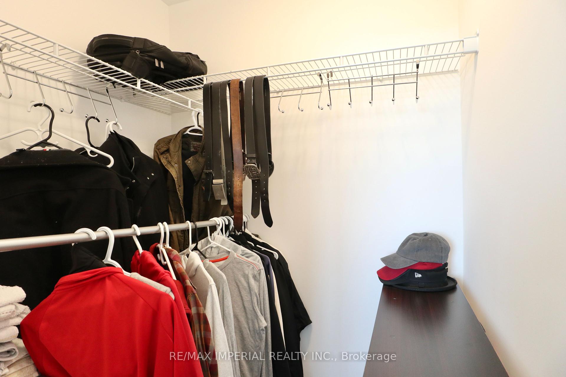 2 Bedrooms Condo at 3220 Sheppard, Toronto For sale
