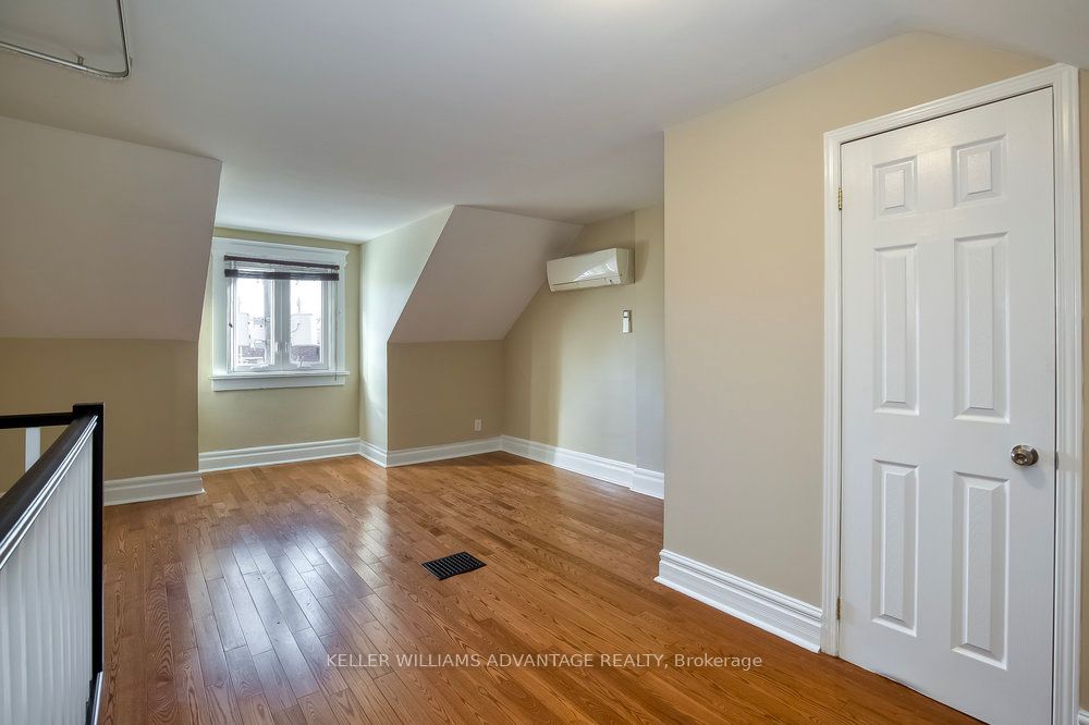 218 Broadview Avenue