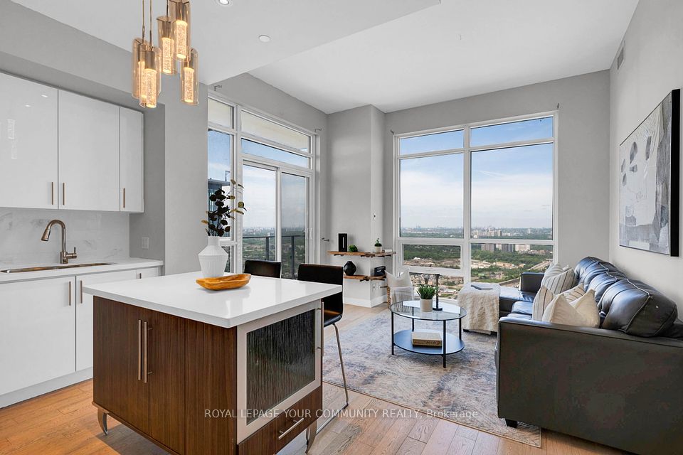 2220 Lakeshore