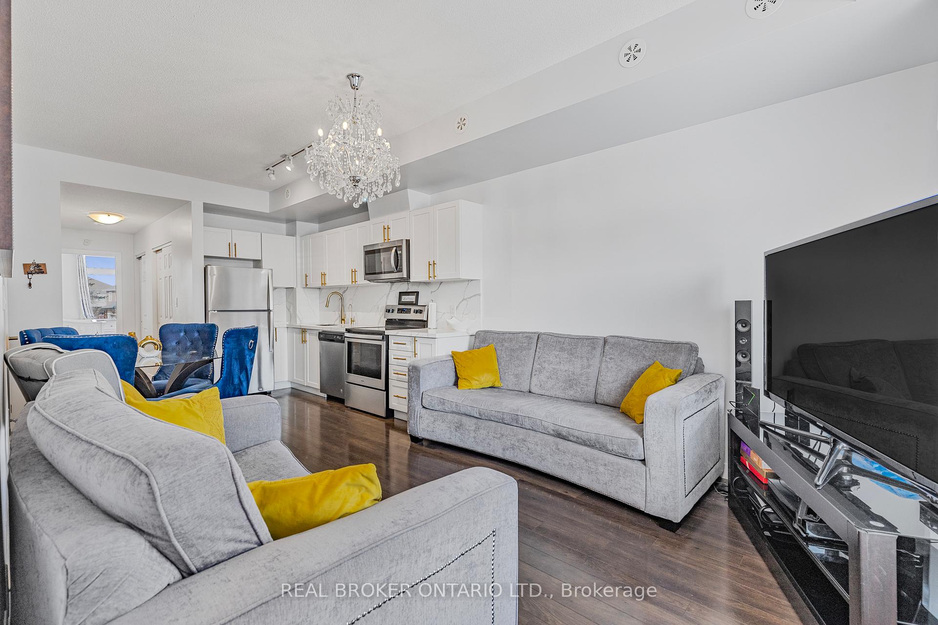 2 Bedrooms Condo at 630 Rogers, Toronto For sale