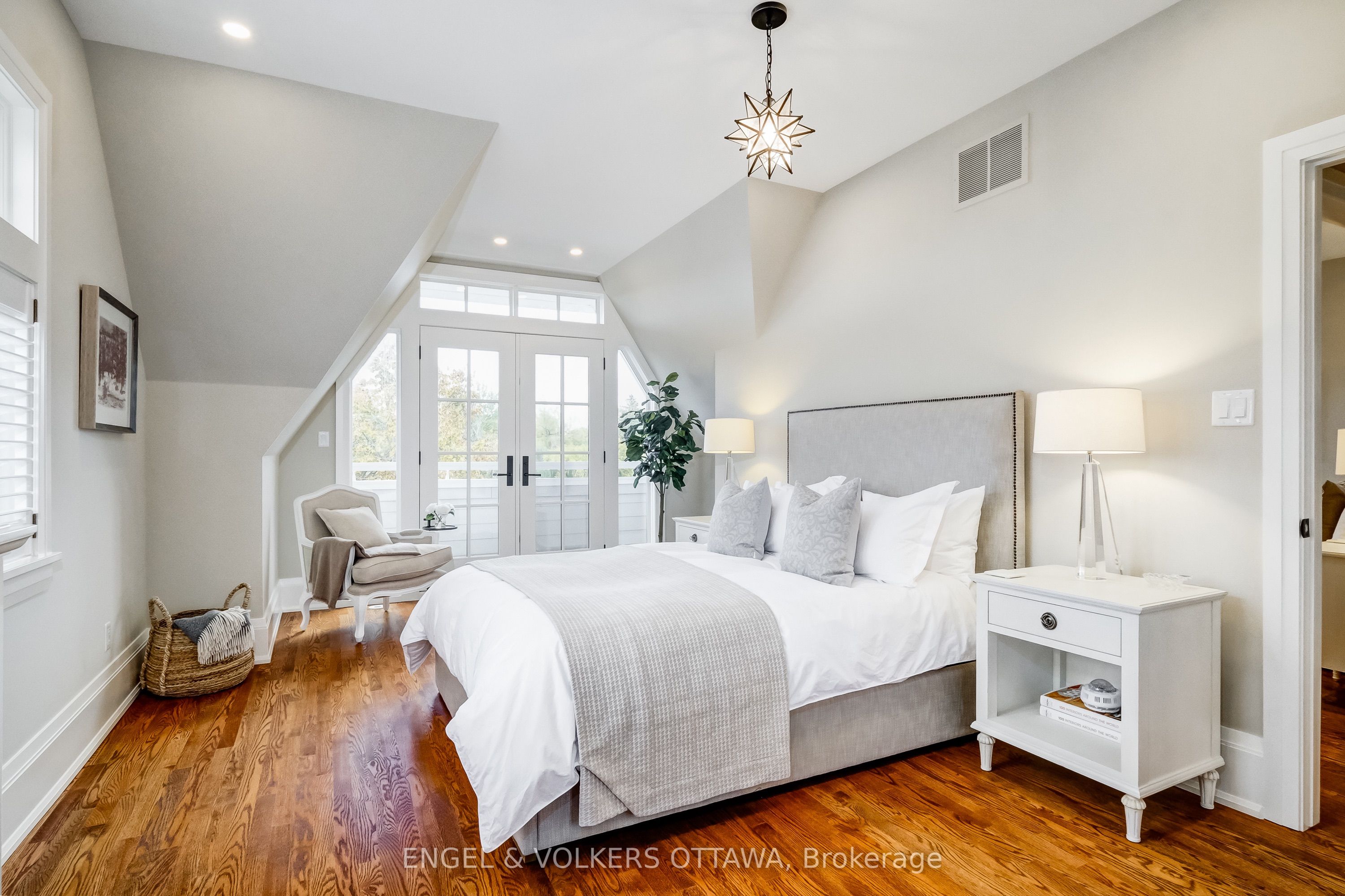 5651 HERWIG Place, Manotick - Kars - Rideau Twp and Area 8004 - Manotick South to Roger Stevens
