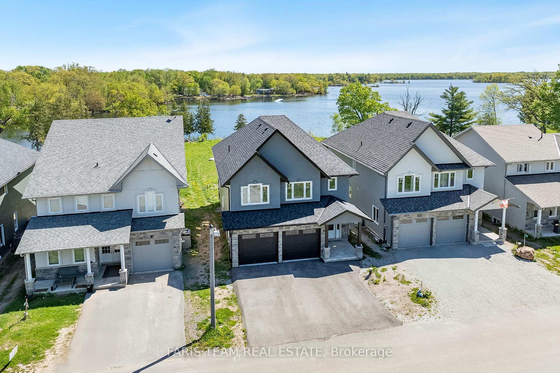 21 Rosy Beach Court, Ramara, ON L3V 8L2