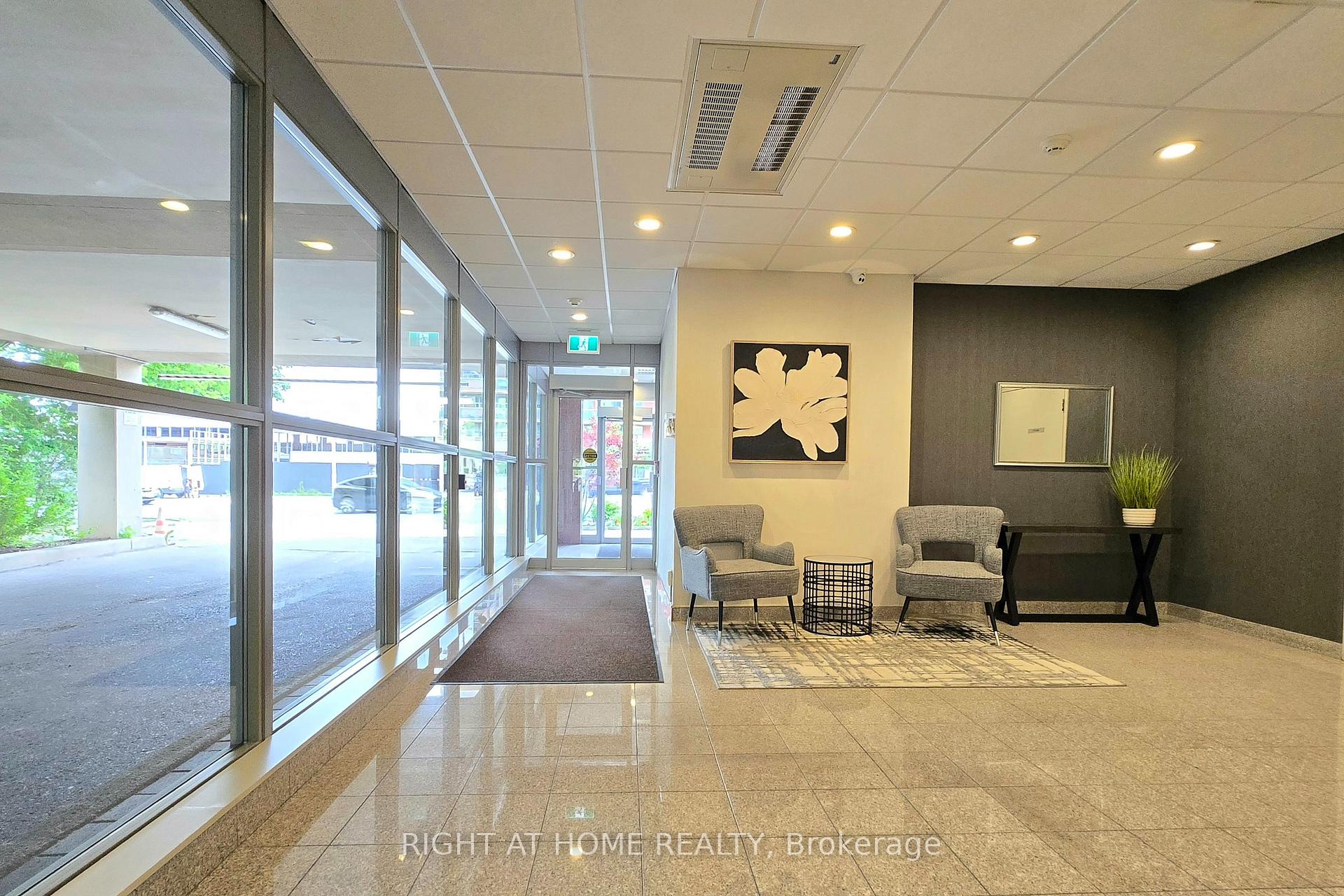2 Bedrooms Condo at 5940 Yonge, Toronto For sale