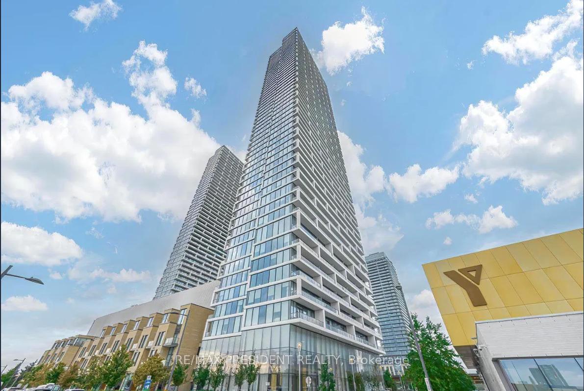 3 Bedrooms Condo at 5 Buttermill, Vaughan For sale