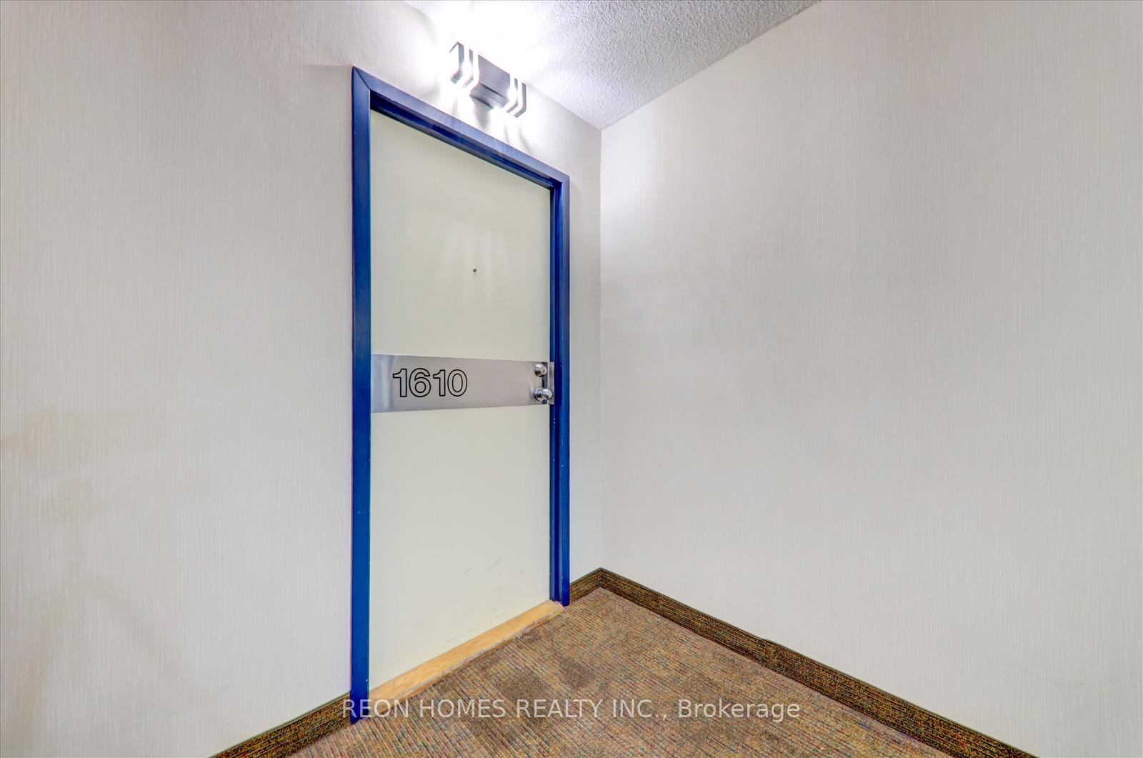 3 Bedrooms Condo at 2466 Eglinton, Toronto For sale