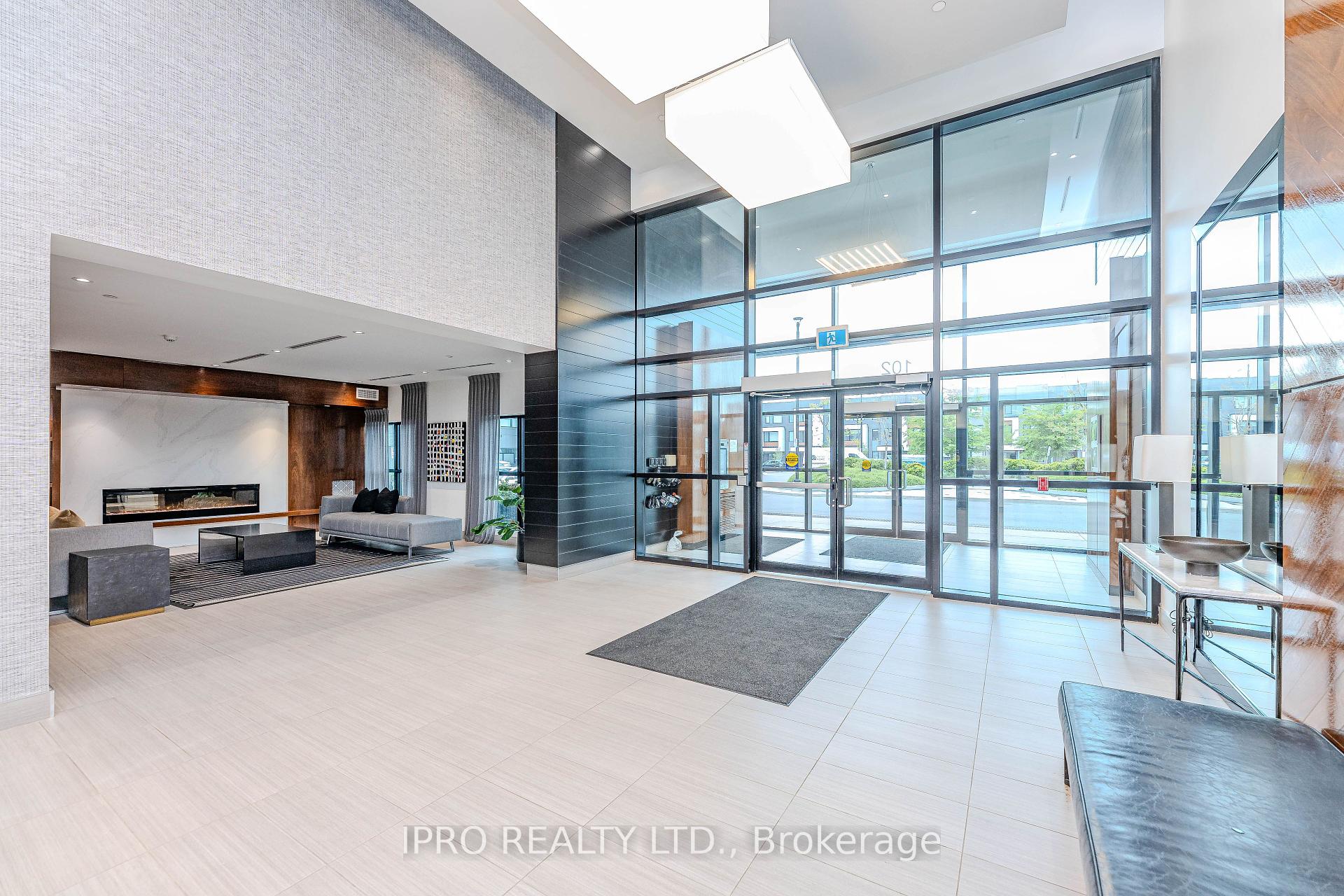 1 Bedroom Condo at 102 Grovewood Common, Oakville For sale
