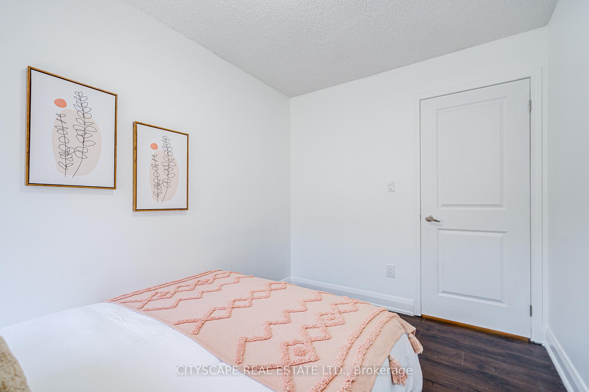 3 Bedrooms Condo at 16 Foundry, Toronto For sale
