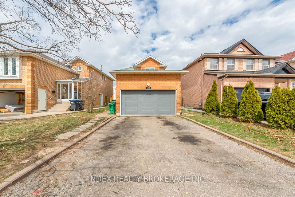 203 Richvale