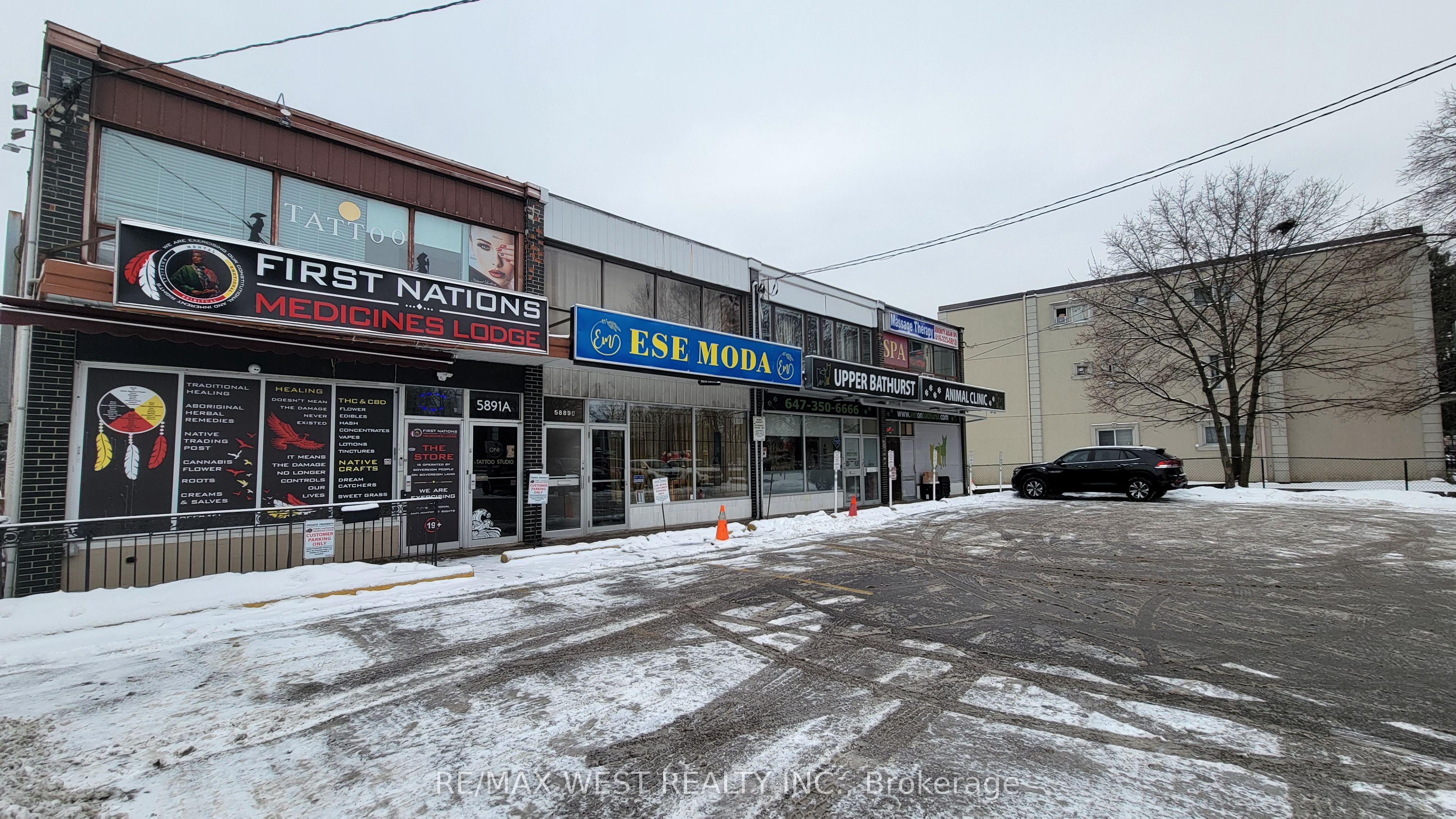#A - 5891 Bathurst Street, Toronto, ON M2R 1Y7