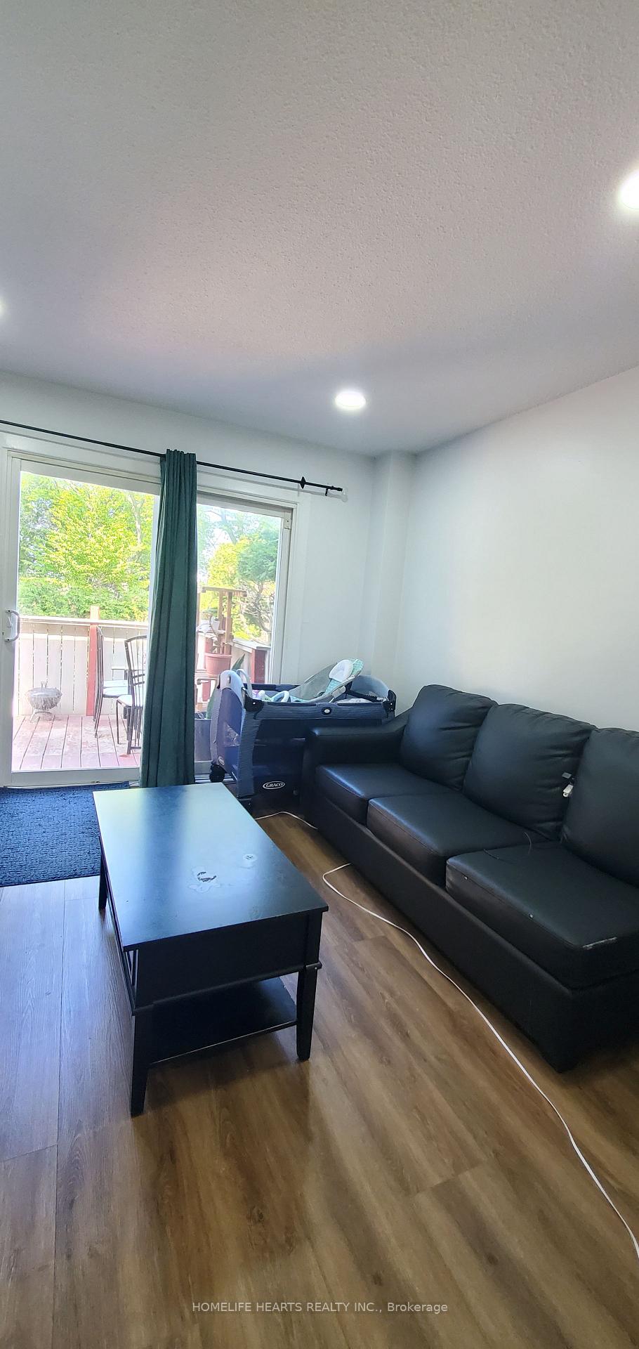 5 Bedrooms Condo at 50 Silverbell, Toronto For sale