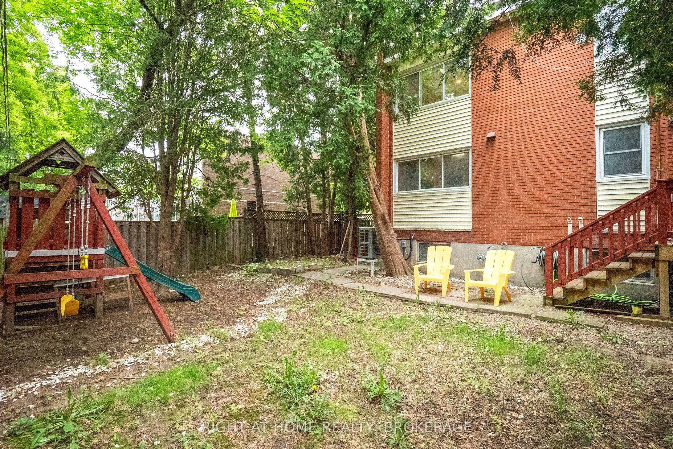 2373 maryvale Court E