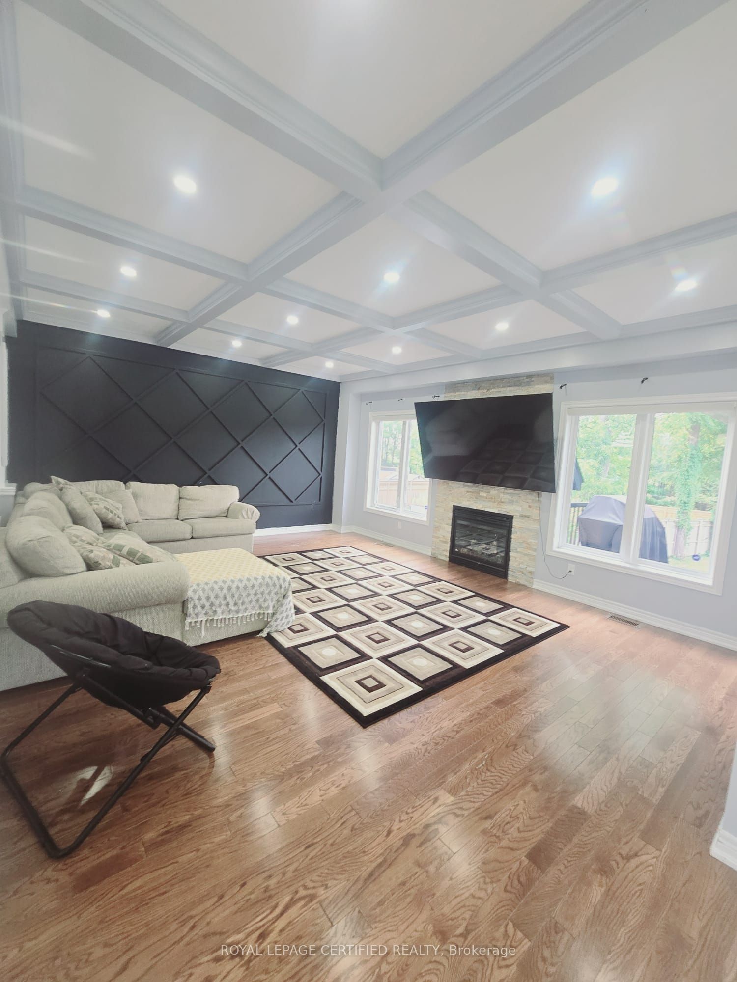 130 Kingsview Drive