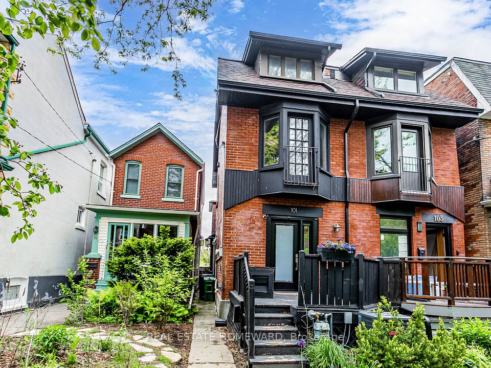 101 Wright Avenue, Toronto, ON M6R 1L1
