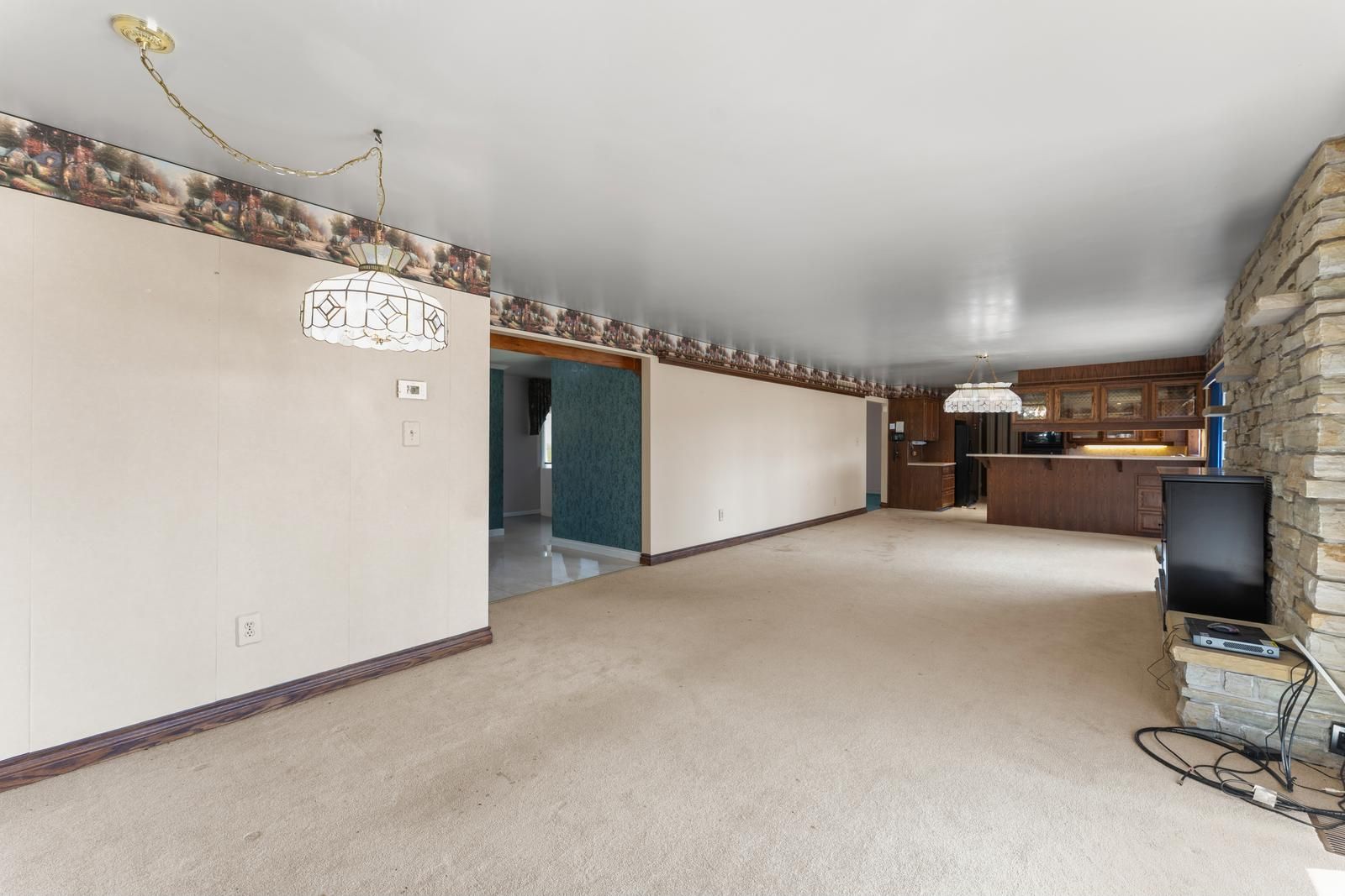 16 Millwood Parkway
