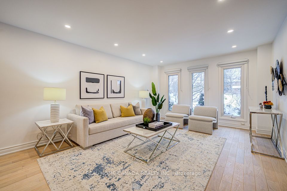 20 Saddletree Drive, Toronto, ON M2H 3L3